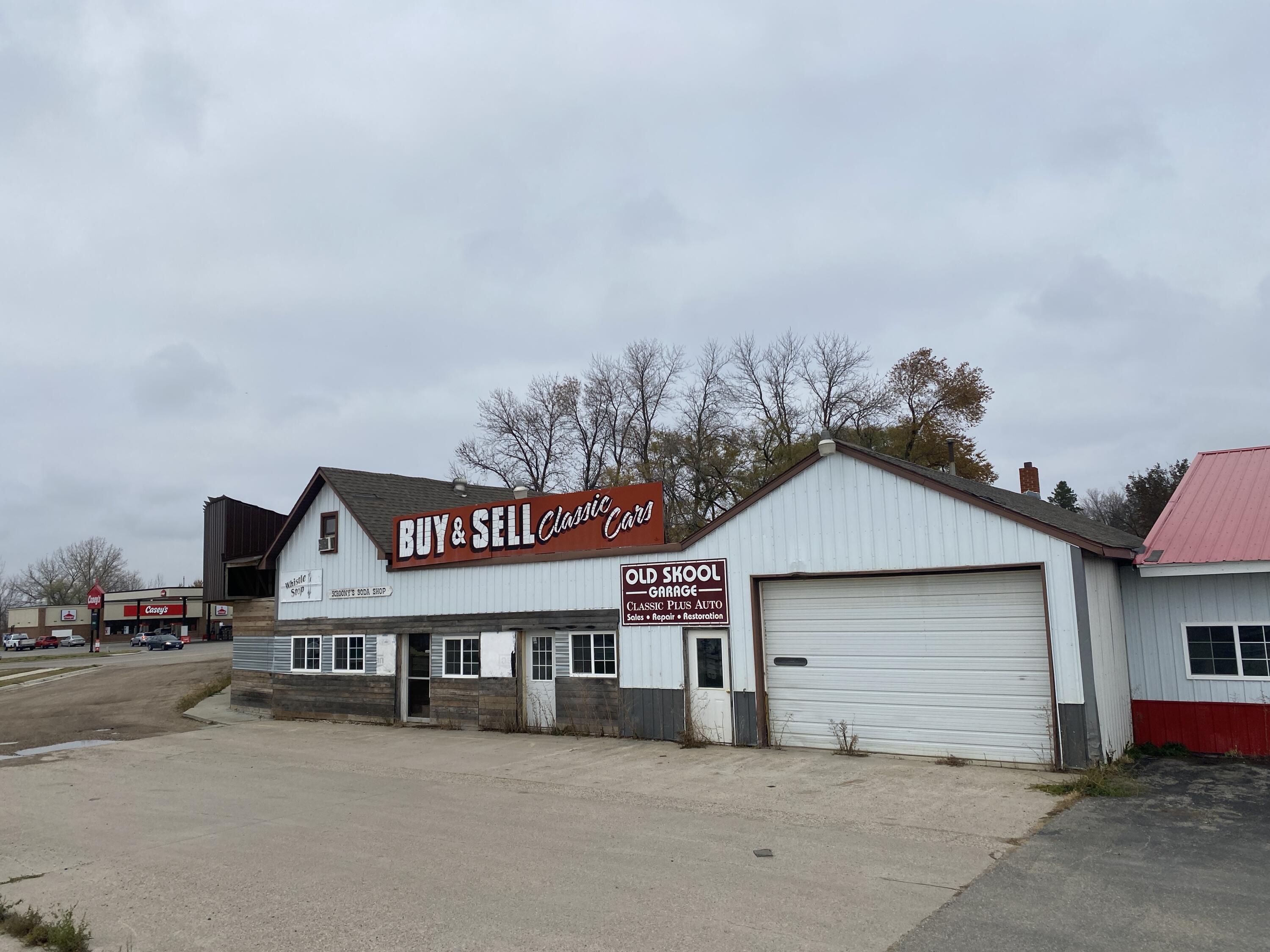 802 Us Highway 10 Property Photo 1