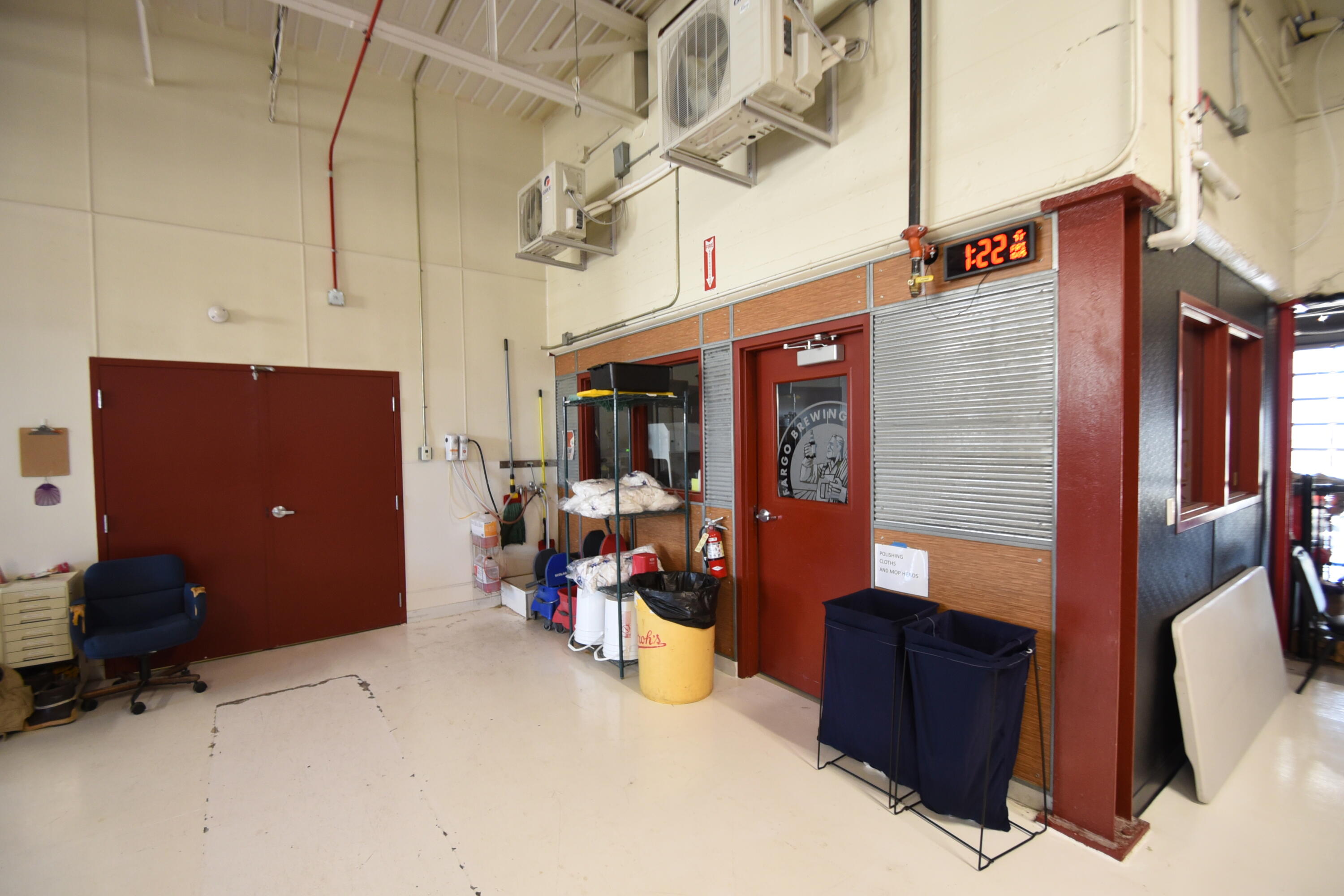 610 University Drive Property Photo 17