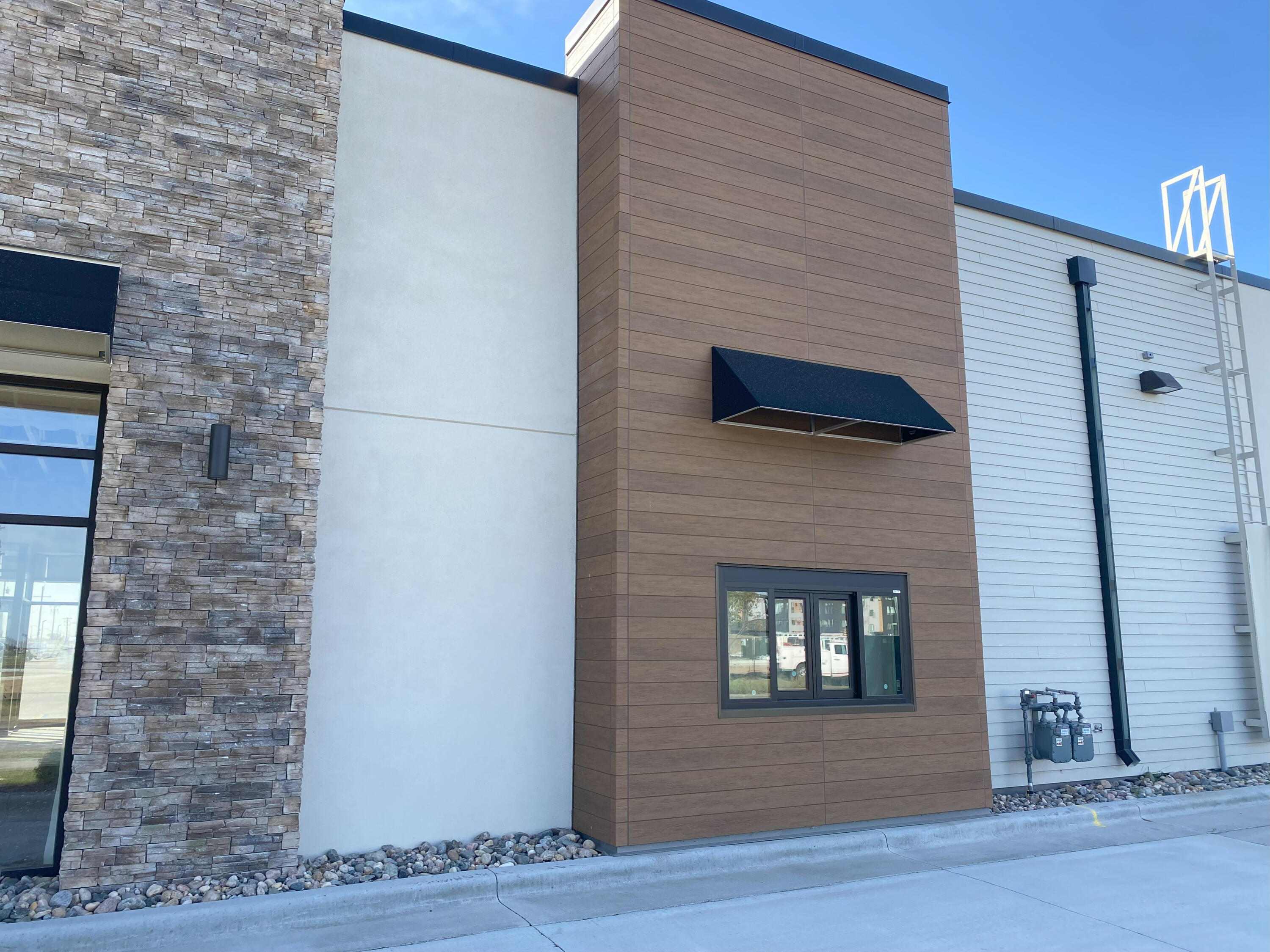 4002 Washington Street Property Photo 6