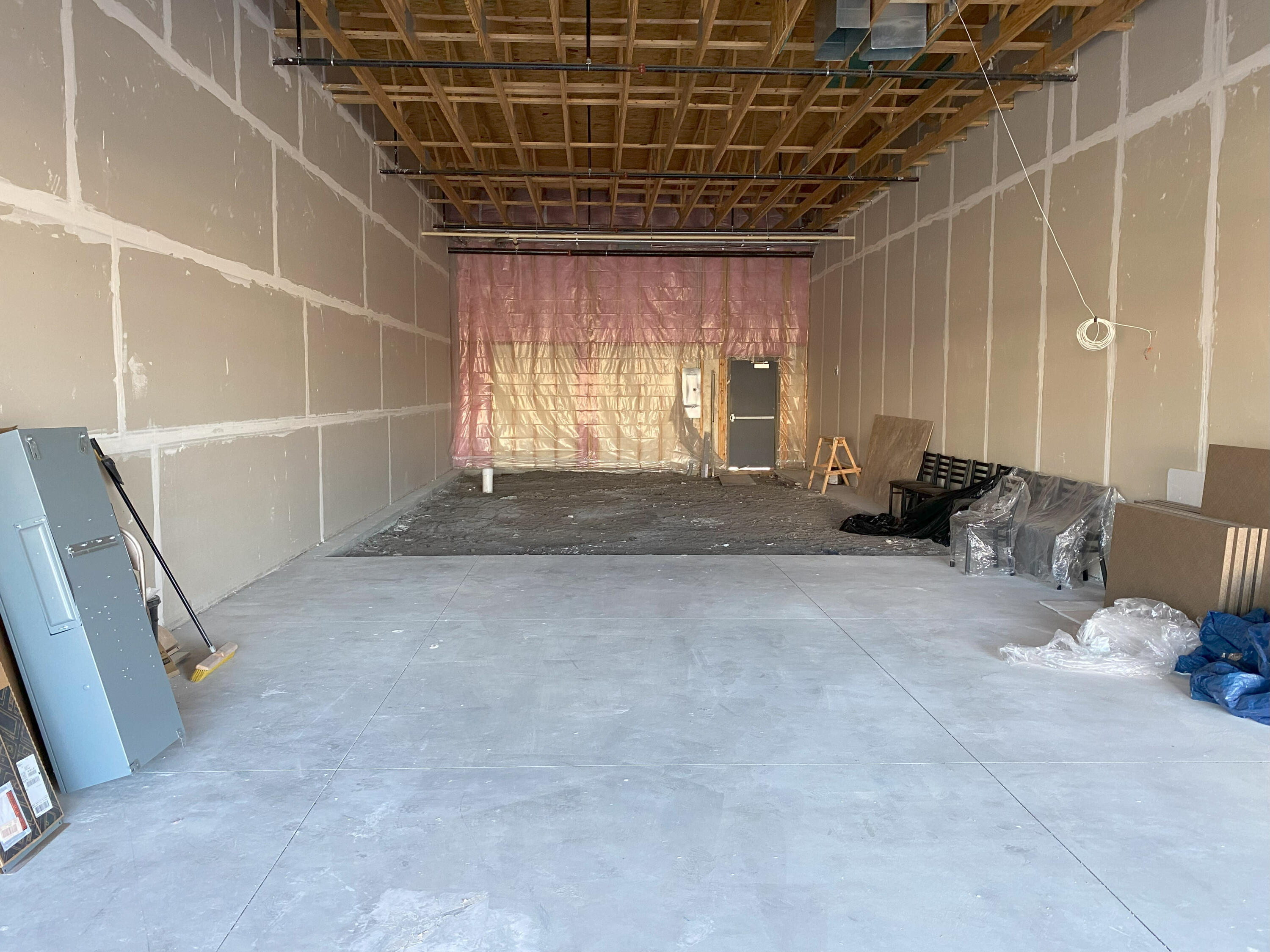 4002 Washington Street Property Photo 10