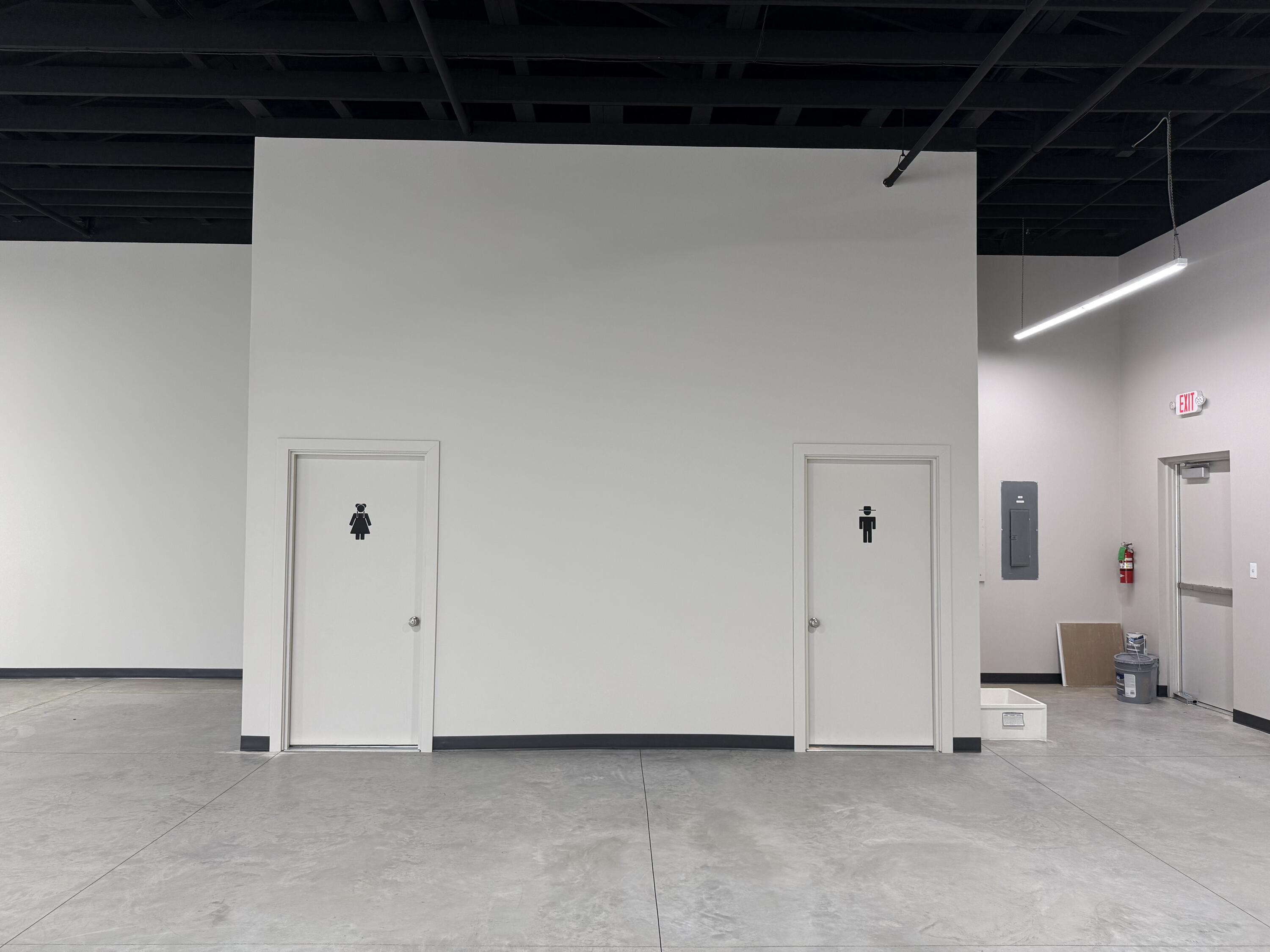 4002 Washington Street Property Photo 15