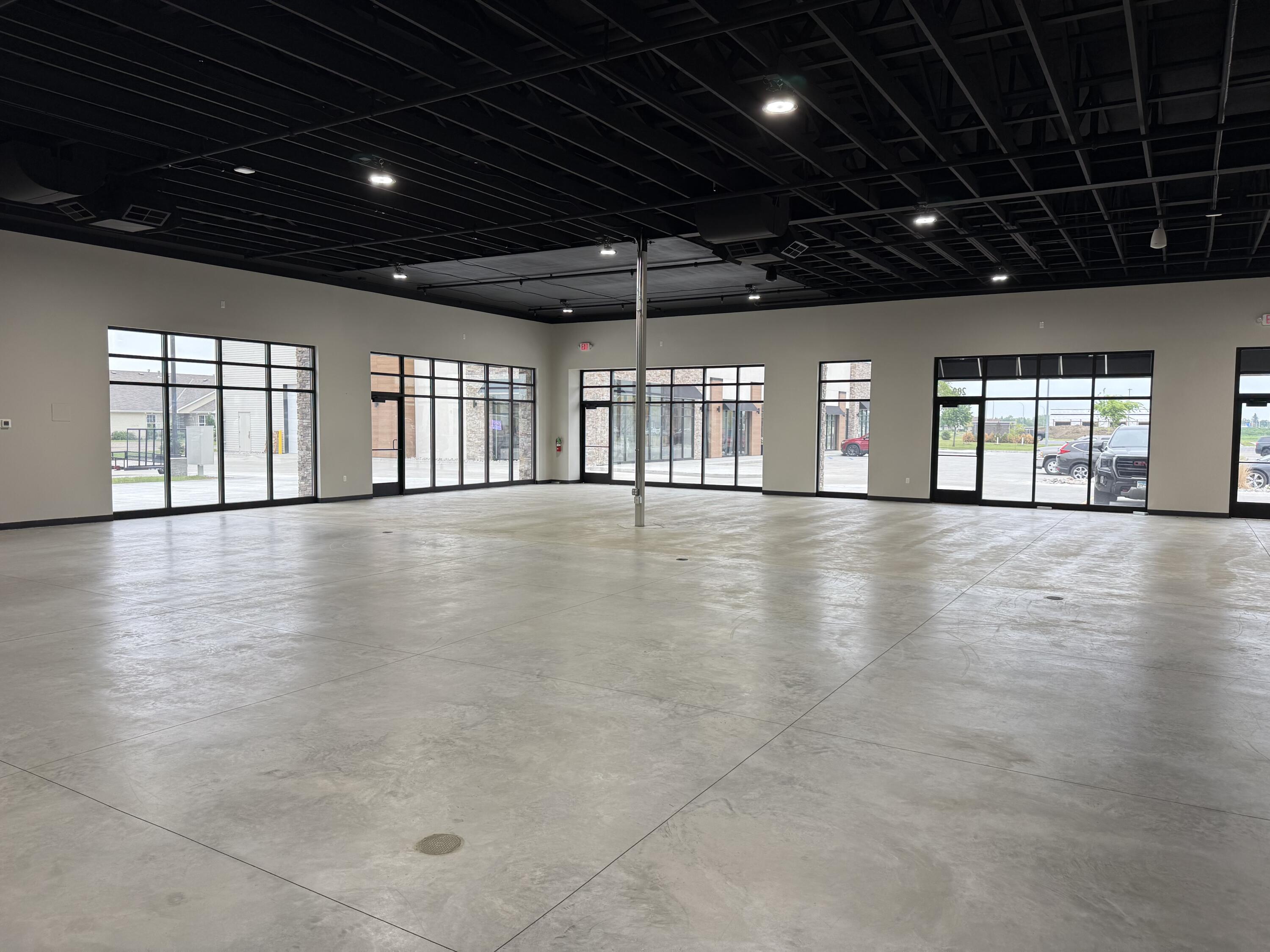 4002 Washington Street Property Photo 16