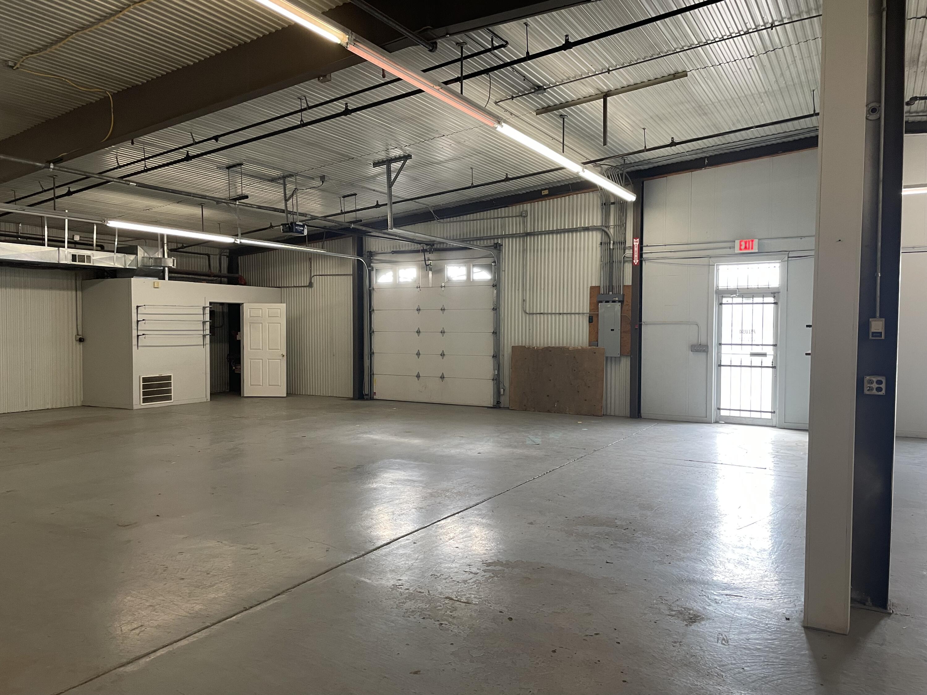 5118 Gateway Dr Property Photo 8