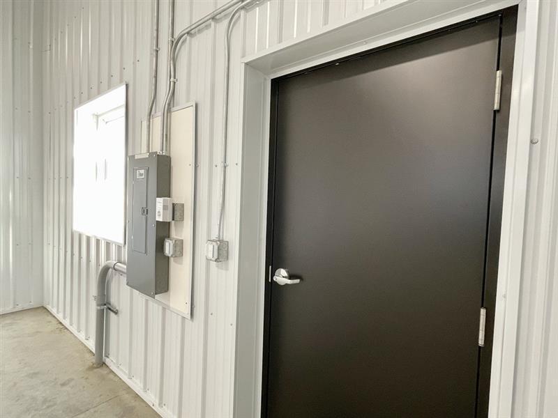 422 29th Court Nw Property Photo 4