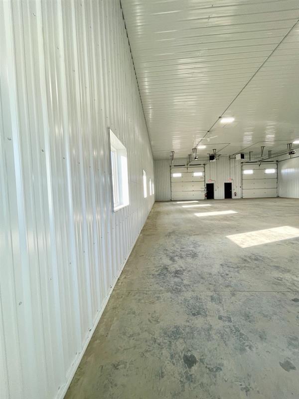 422 29th Court Nw Property Photo 7