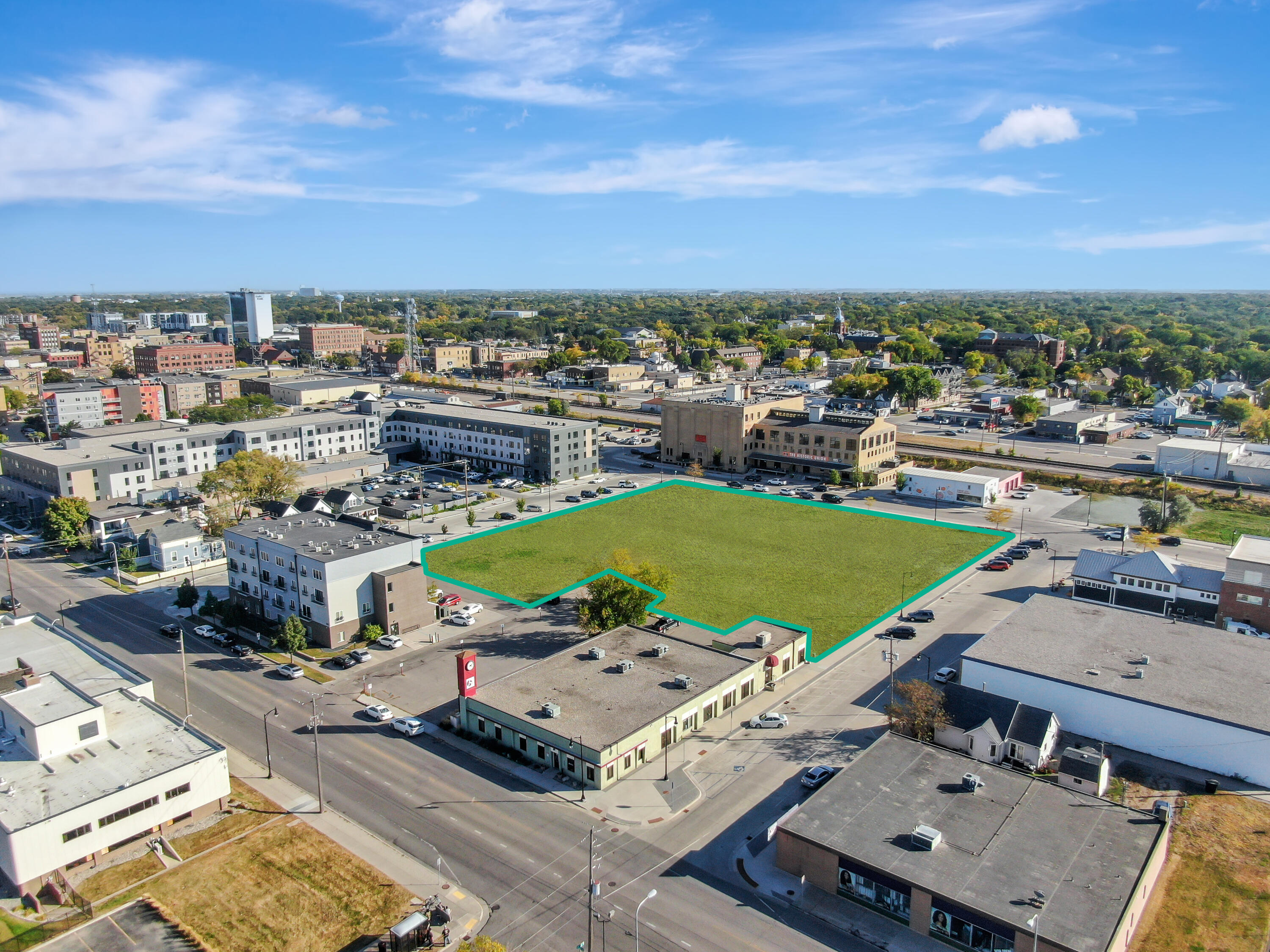 11 12th Street N Property Photo 2