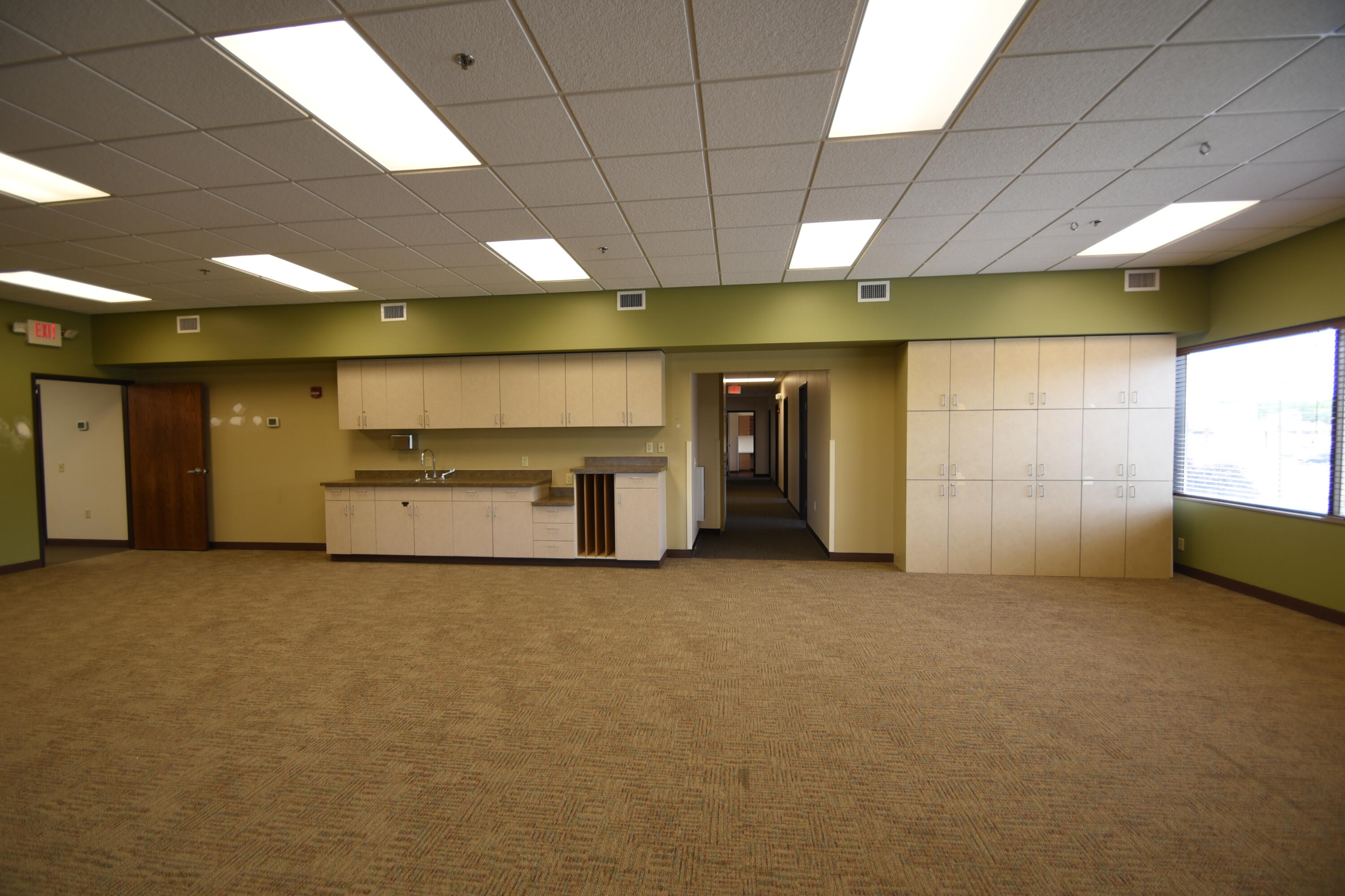 2829 S University Drive Property Photo 6