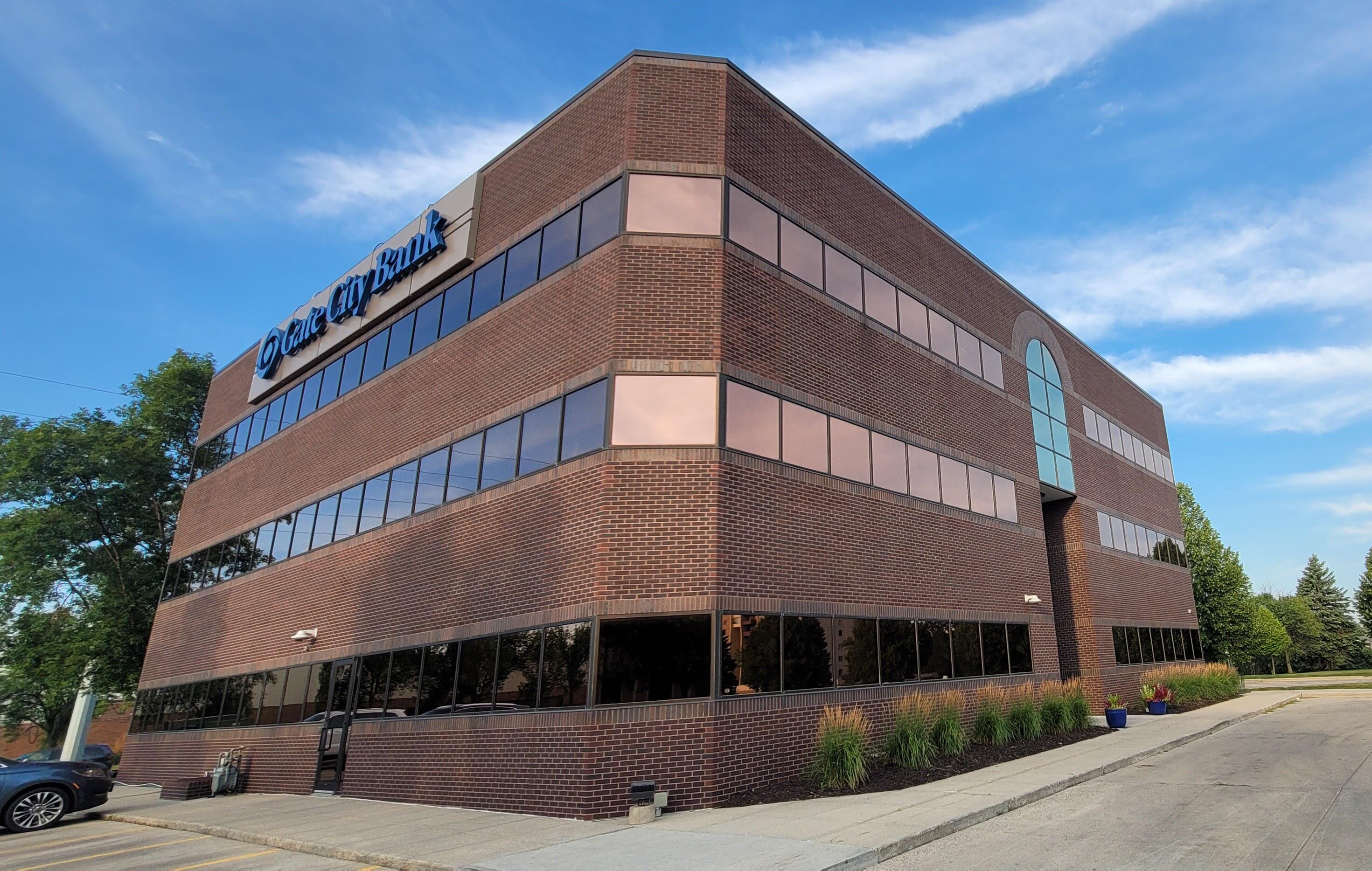 2850 24th Avenue S Property Photo 1