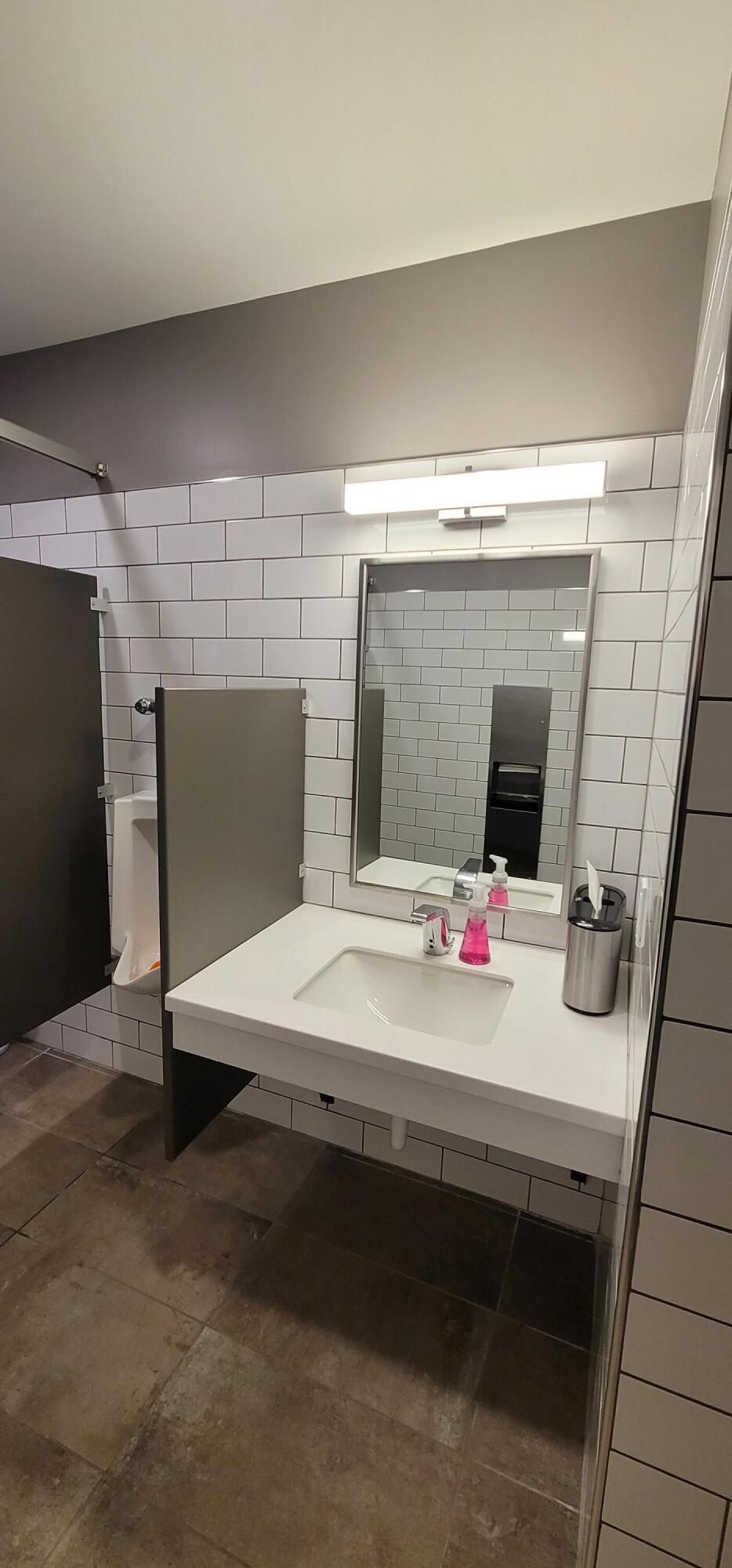 2850 24th Avenue S Property Photo 9