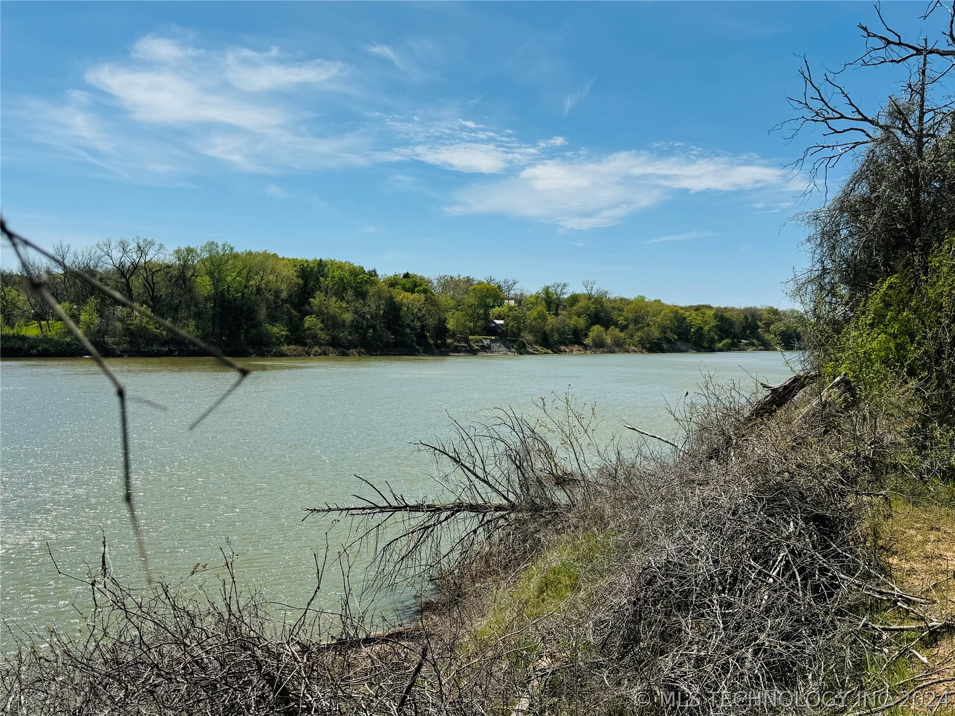 Highway 78 Property Photo 4