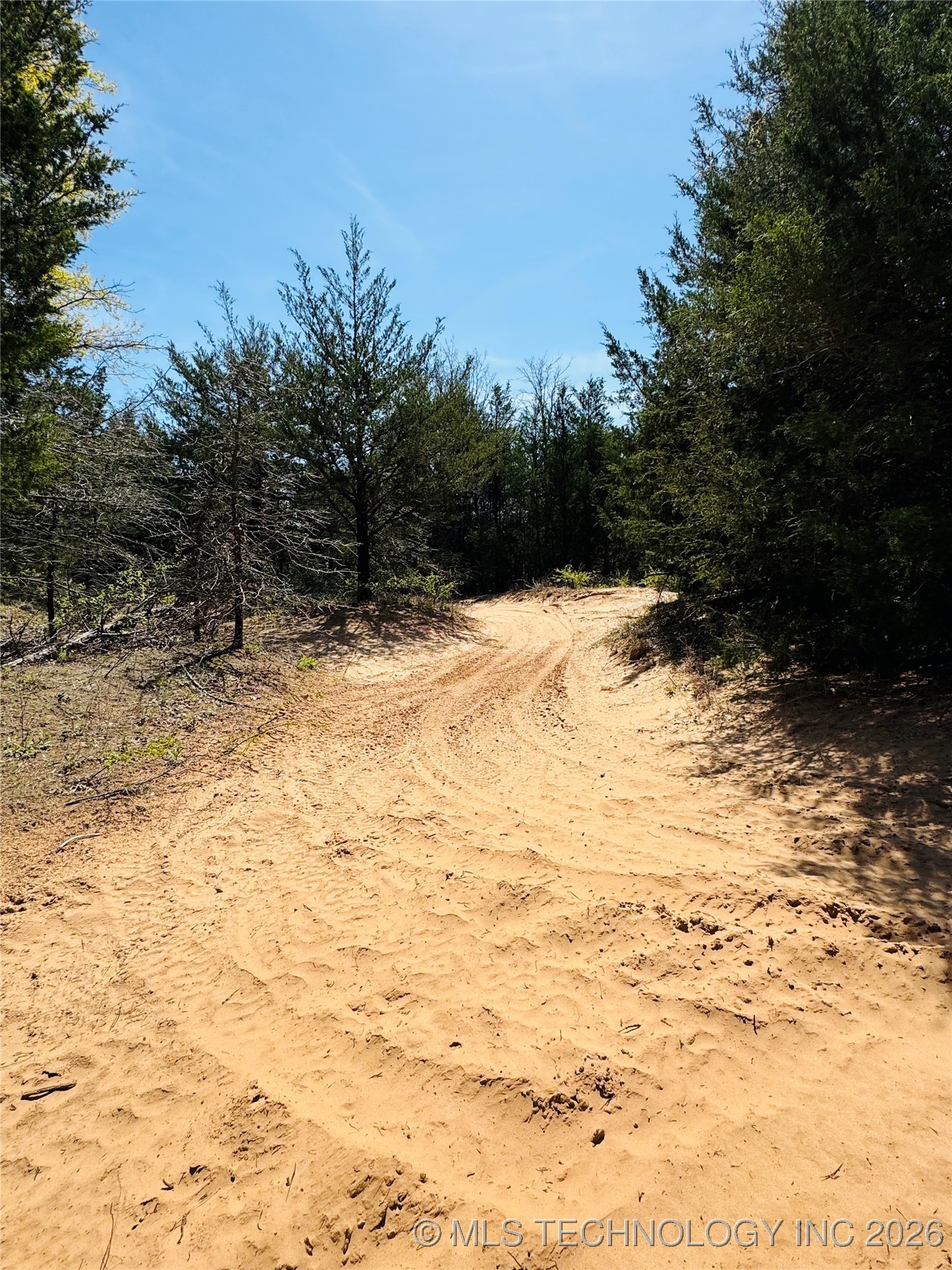 Highway 78 Property Photo 16