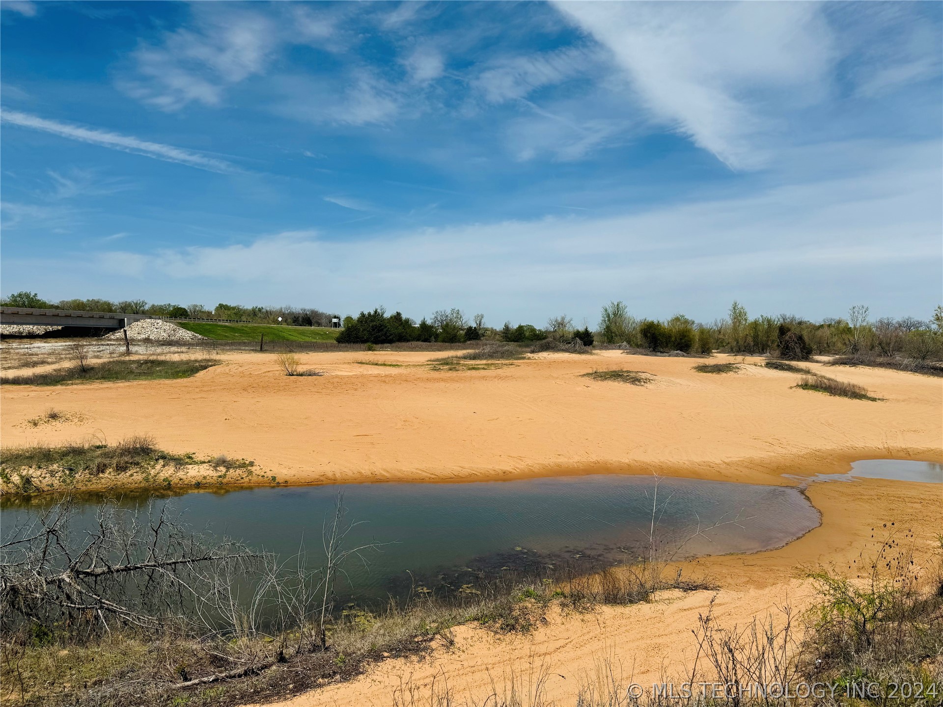 Highway 78 Property Photo 19