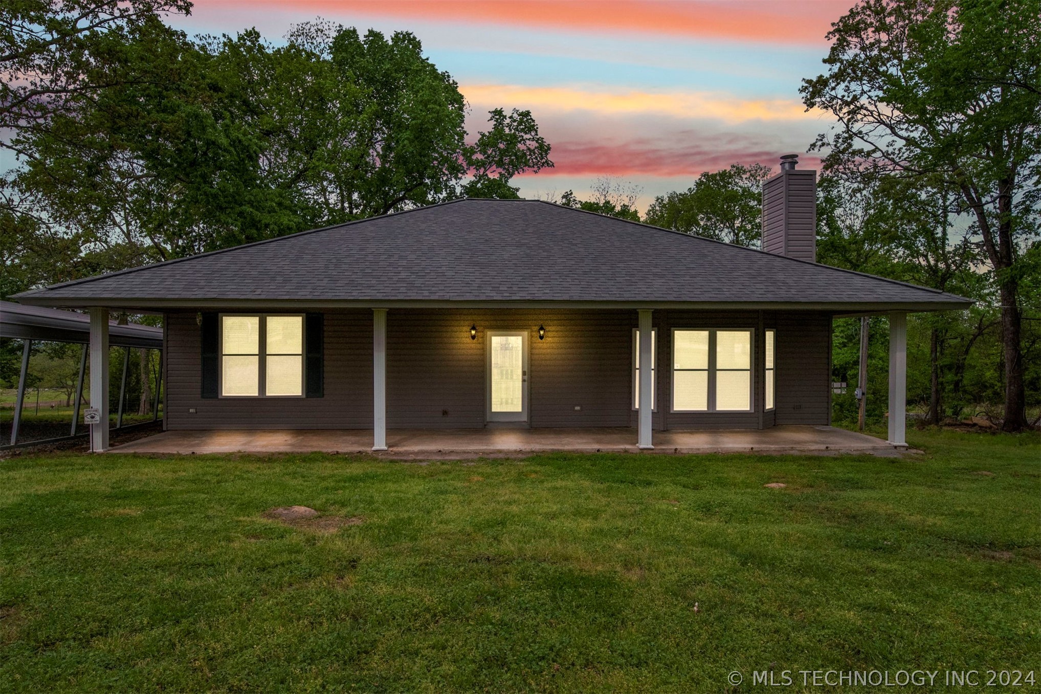 66021 S 320 Road Property Photo 1