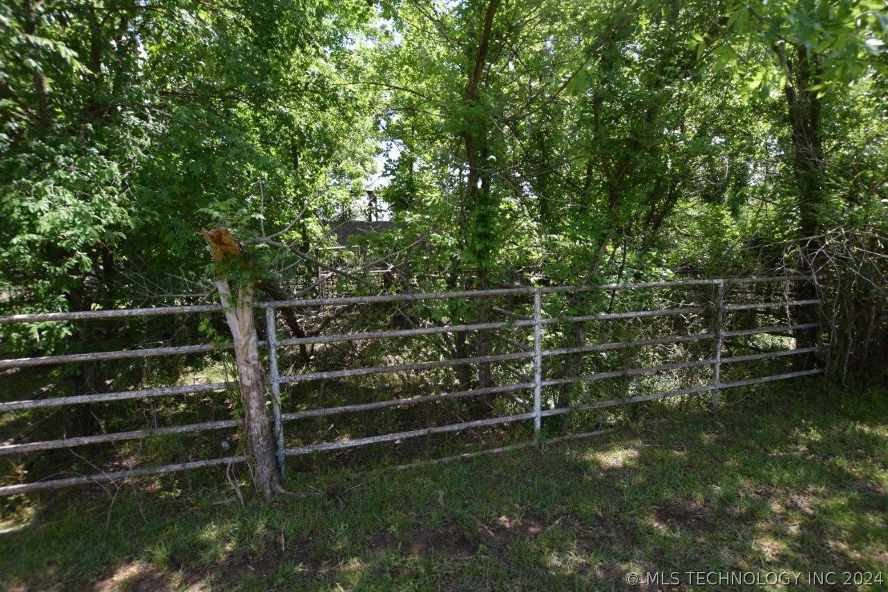 63125 S 4750 Road Property Photo 15