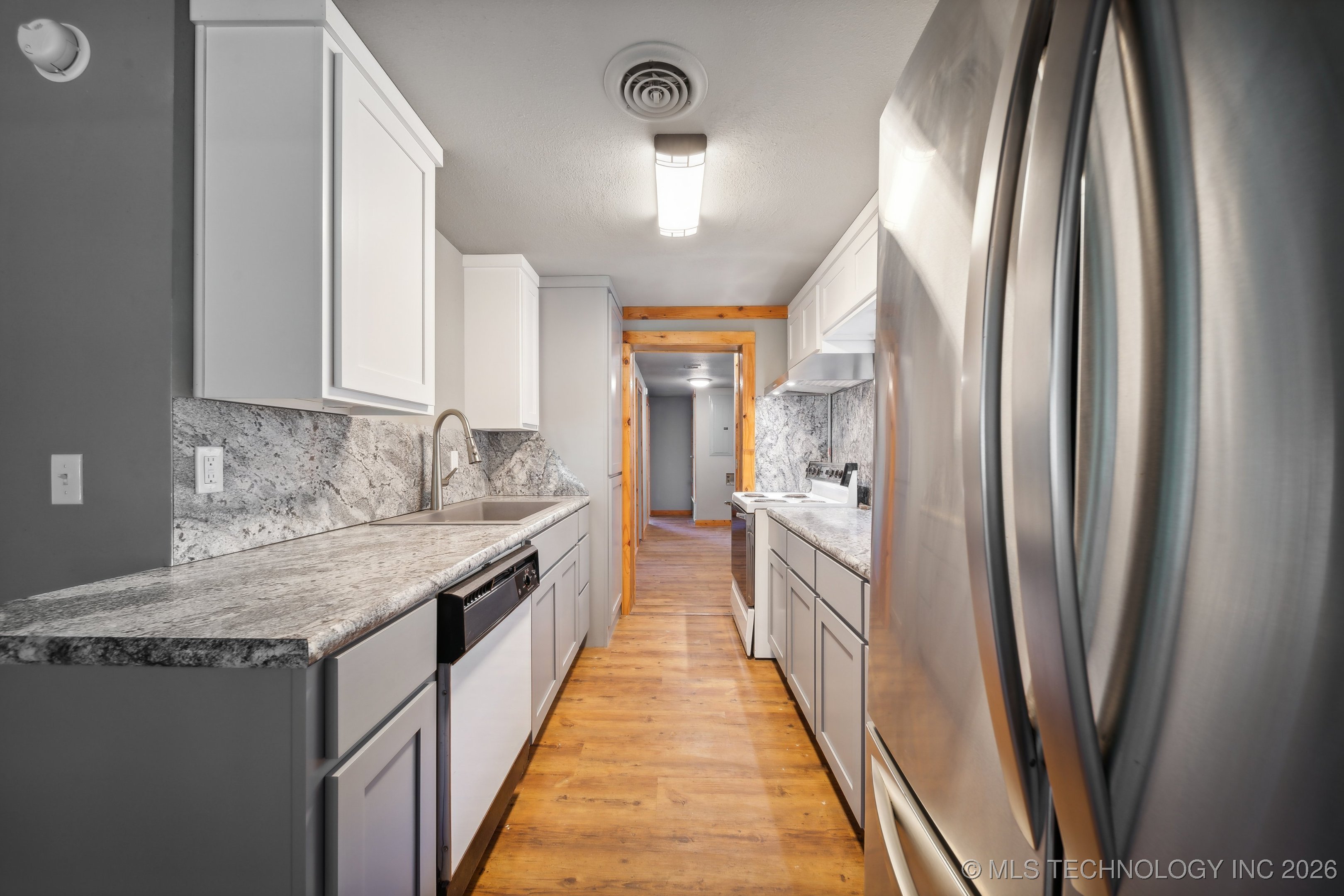 73136 Anchorage Road Property Photo 9