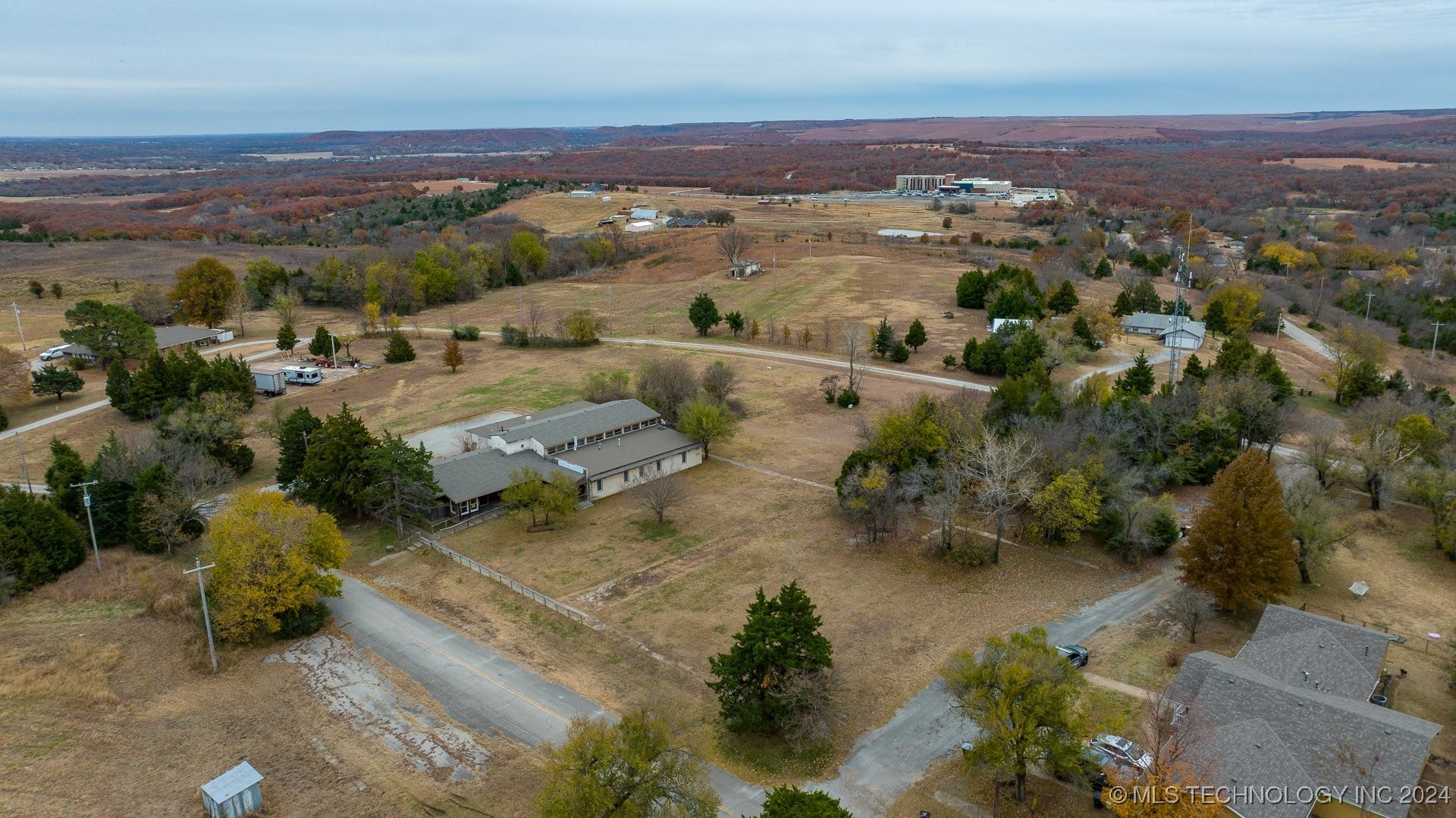 263 County Road 3022 Property Photo 14