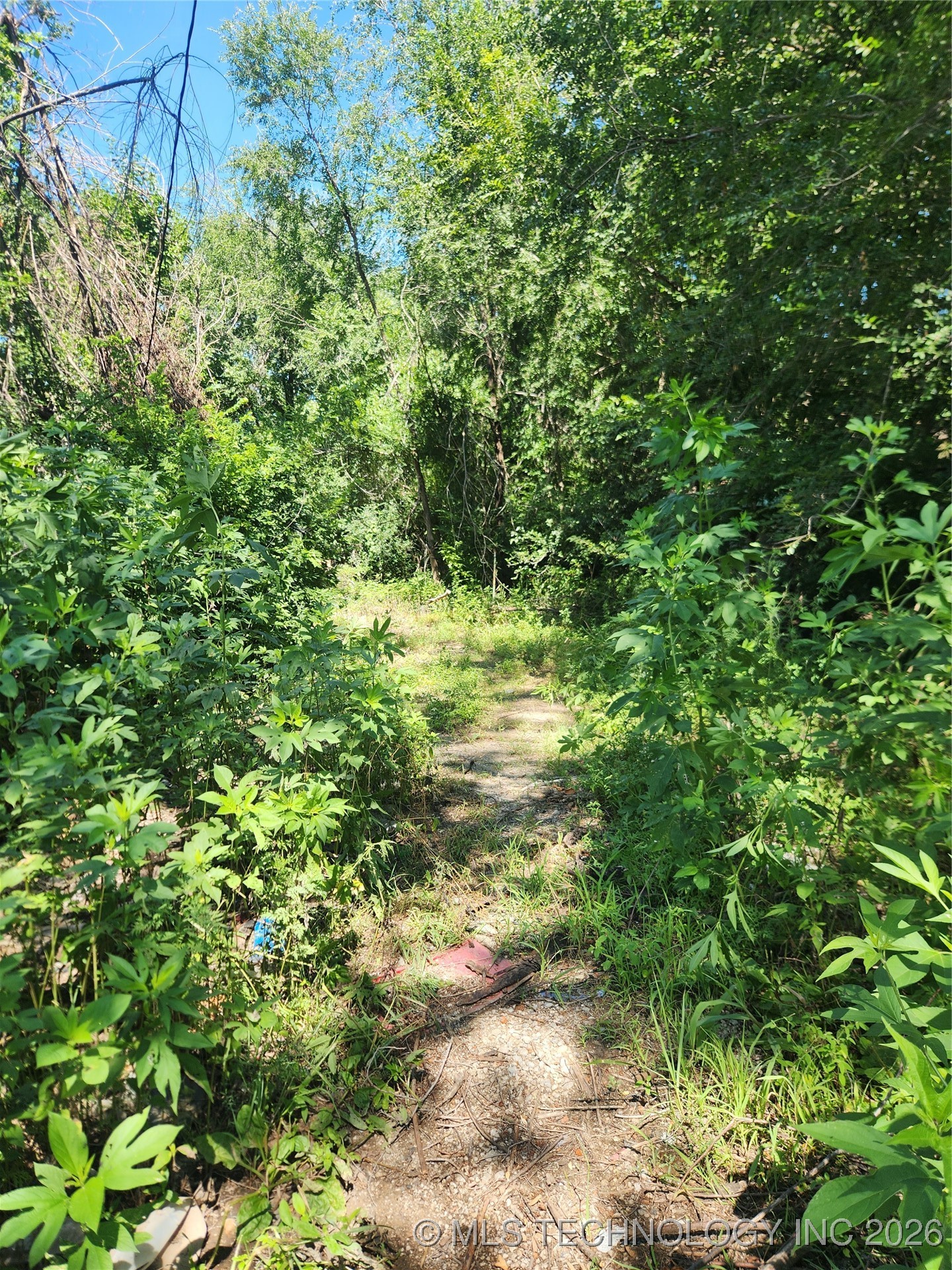 9610 N Peoria Avenue Property Photo 2