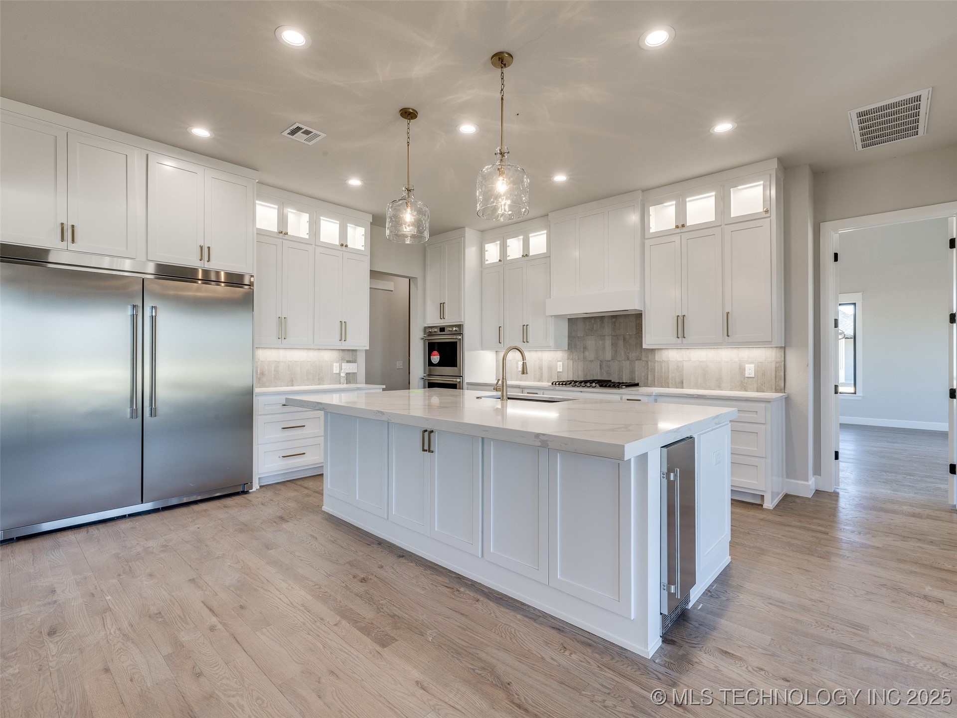 3211 E 169th Street S Property Photo 33