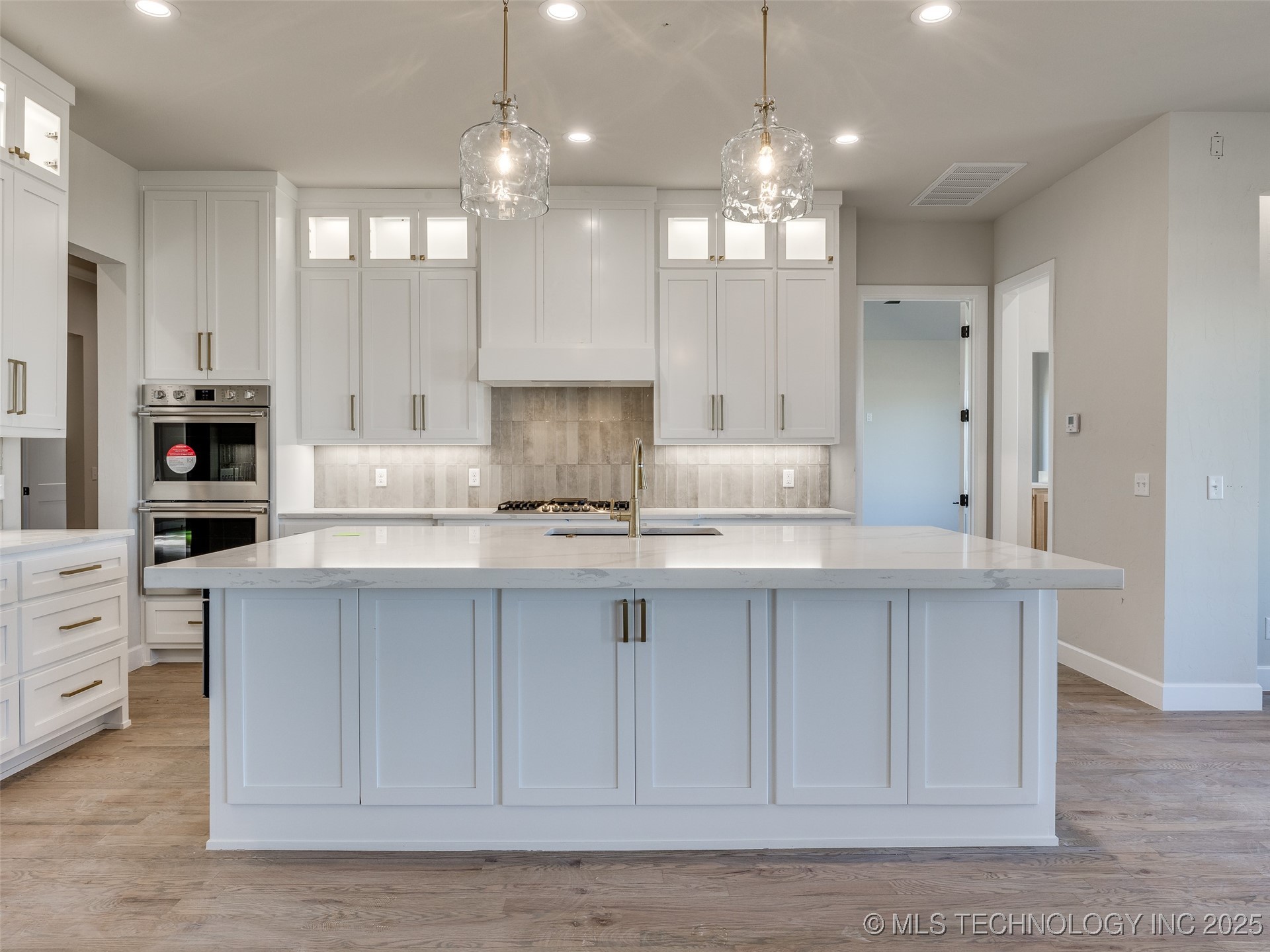 3211 E 169th Street S Property Photo 35