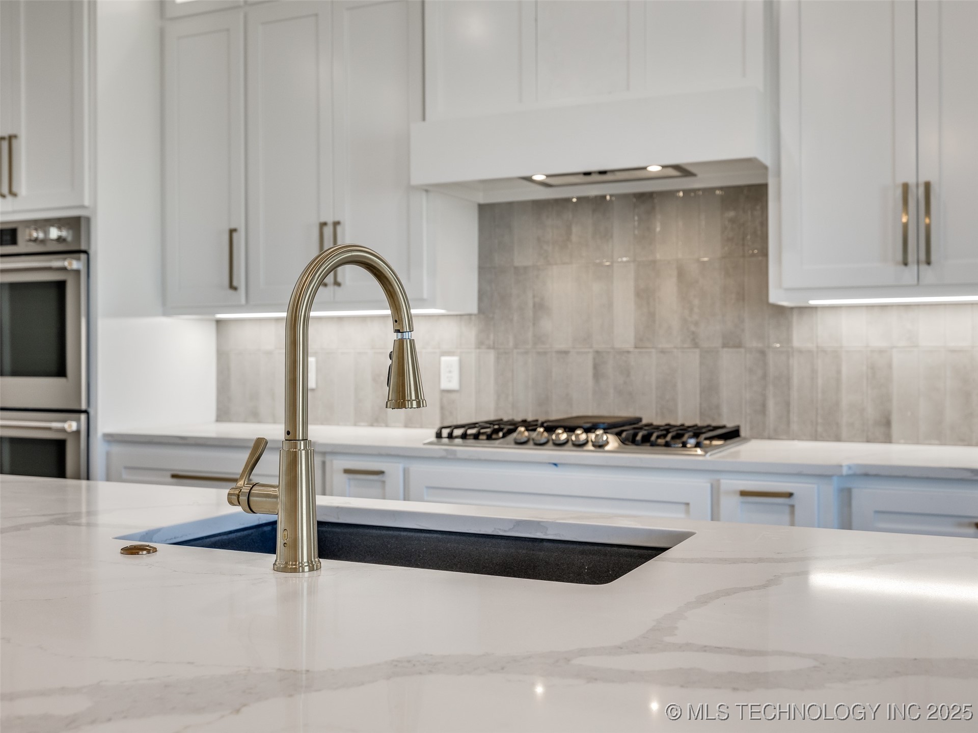 3211 E 169th Street S Property Photo 37