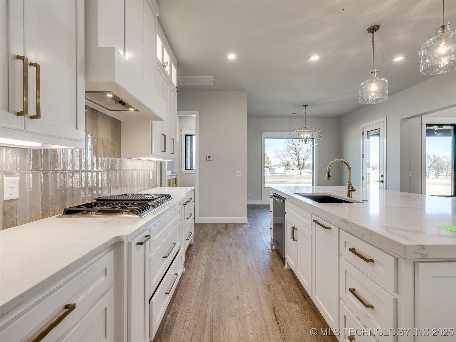 3211 E 169th Street S Property Photo 44