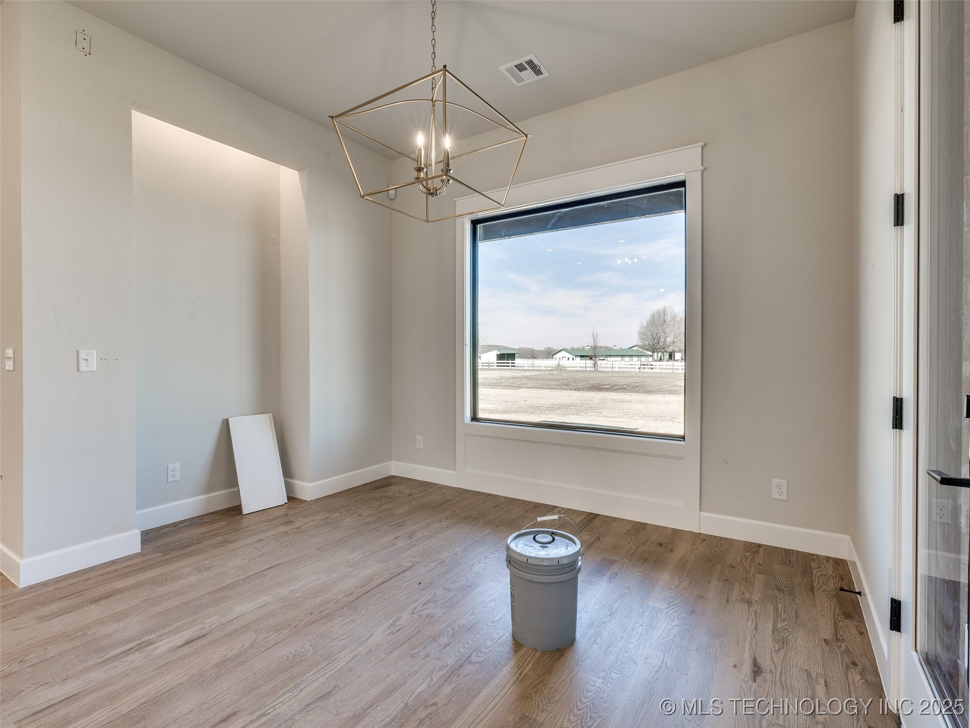 3211 E 169th Street S Property Photo 50