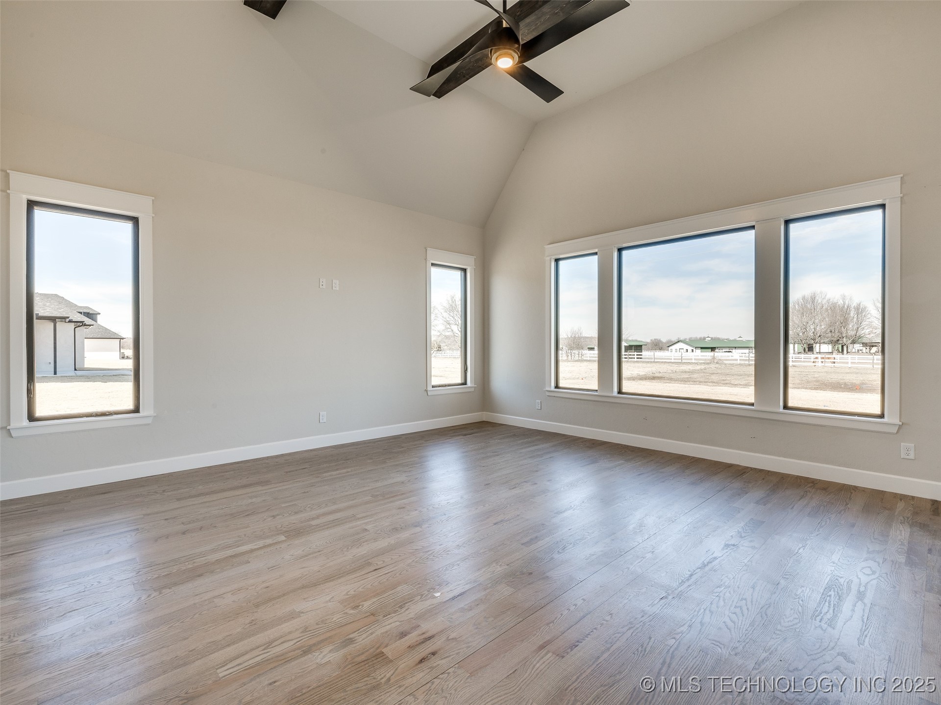 3211 E 169th Street S Property Photo 52