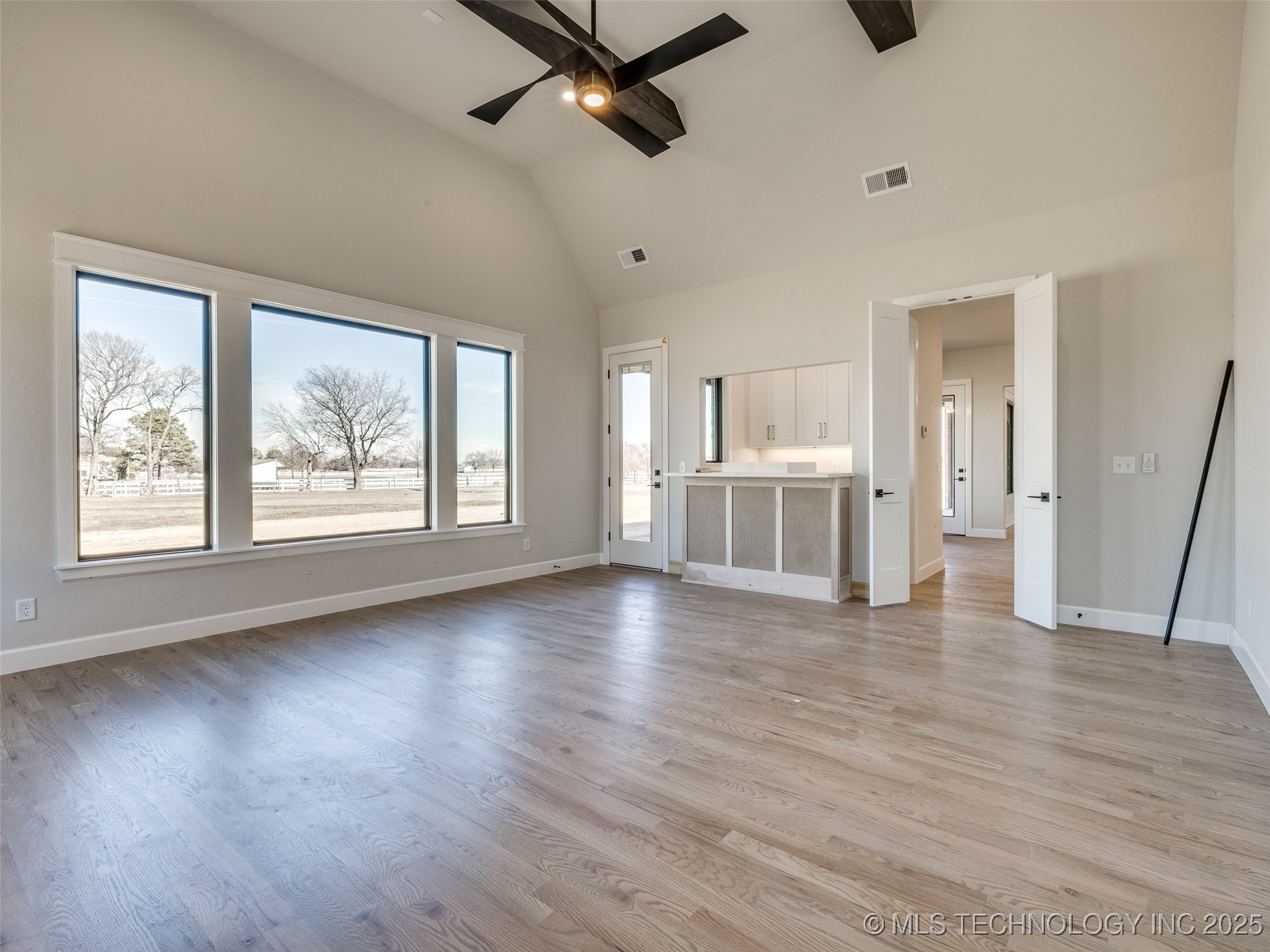 3211 E 169th Street S Property Photo 53