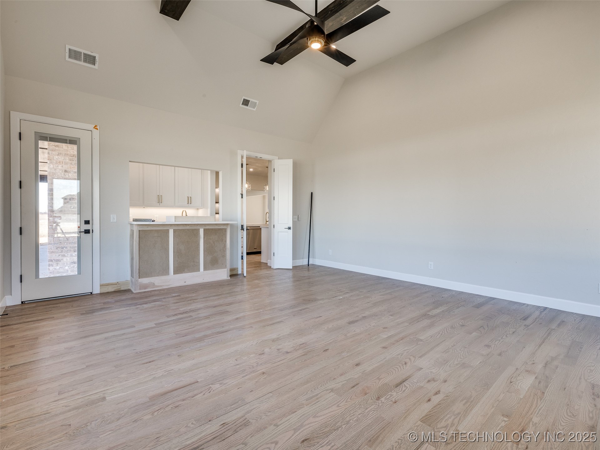 3211 E 169th Street S Property Photo 54