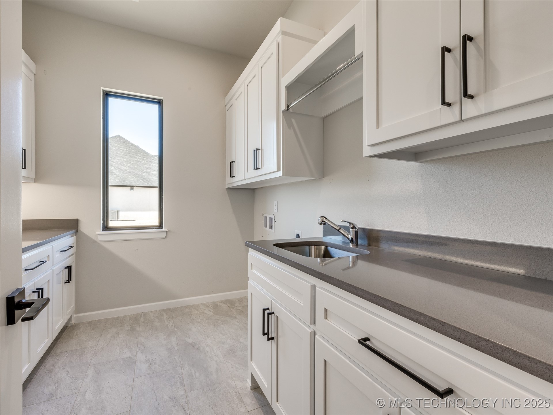 3211 E 169th Street S Property Photo 66