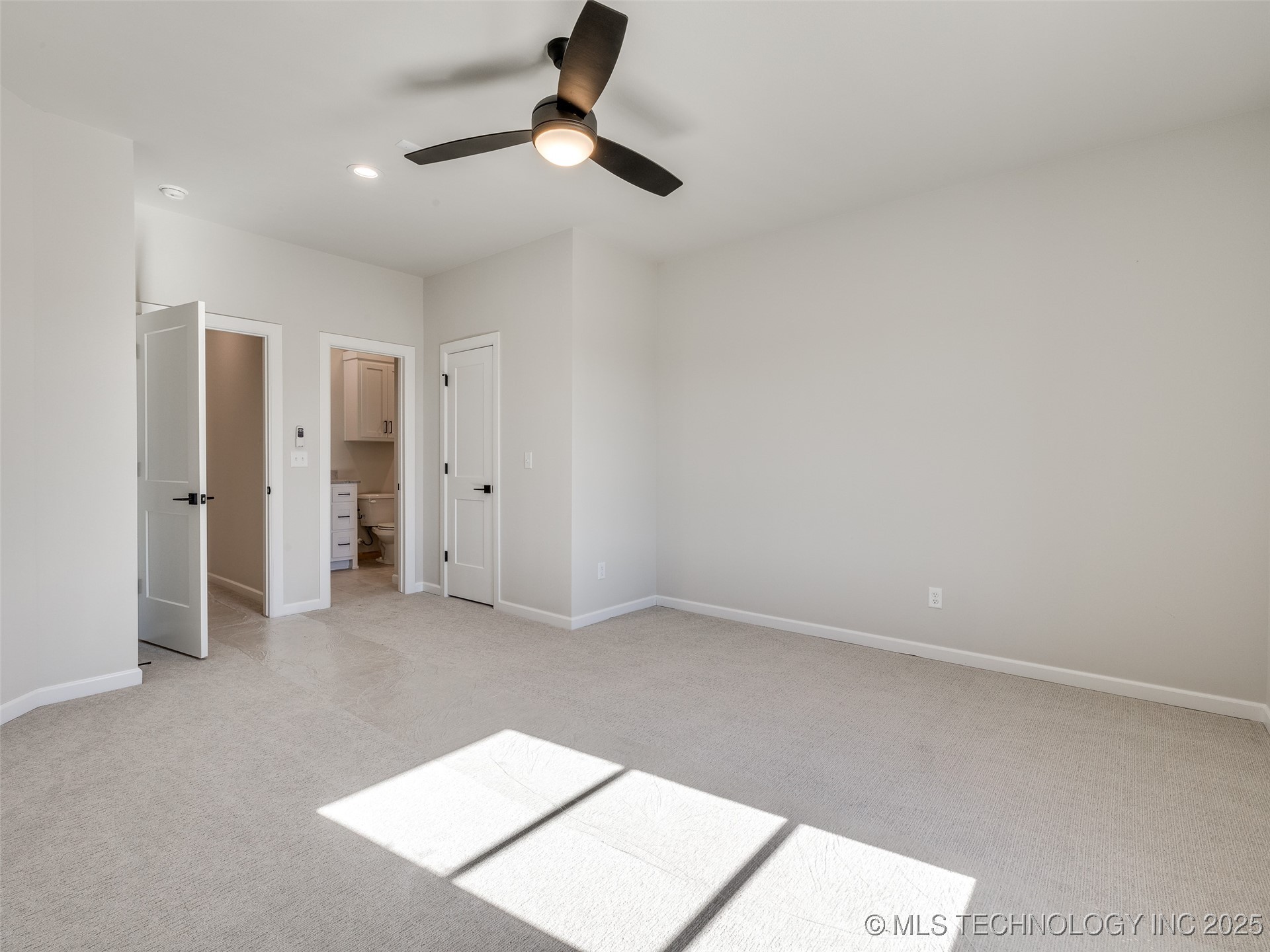 3211 E 169th Street S Property Photo 75