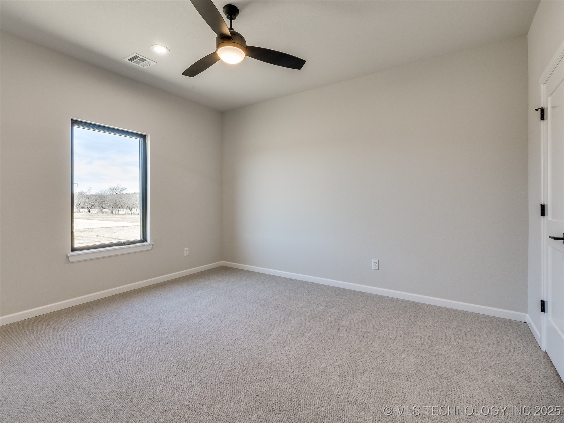 3211 E 169th Street S Property Photo 77