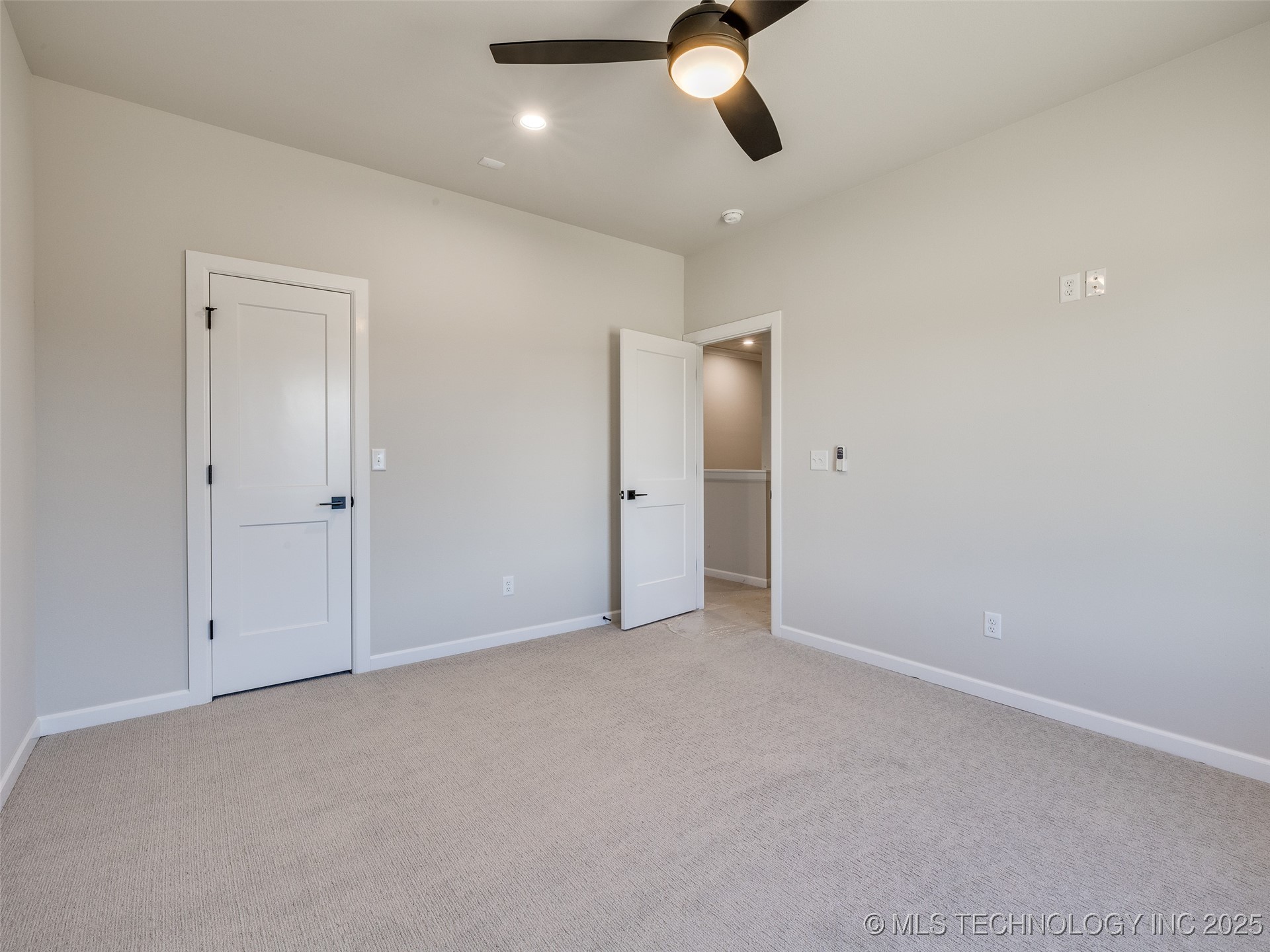 3211 E 169th Street S Property Photo 78