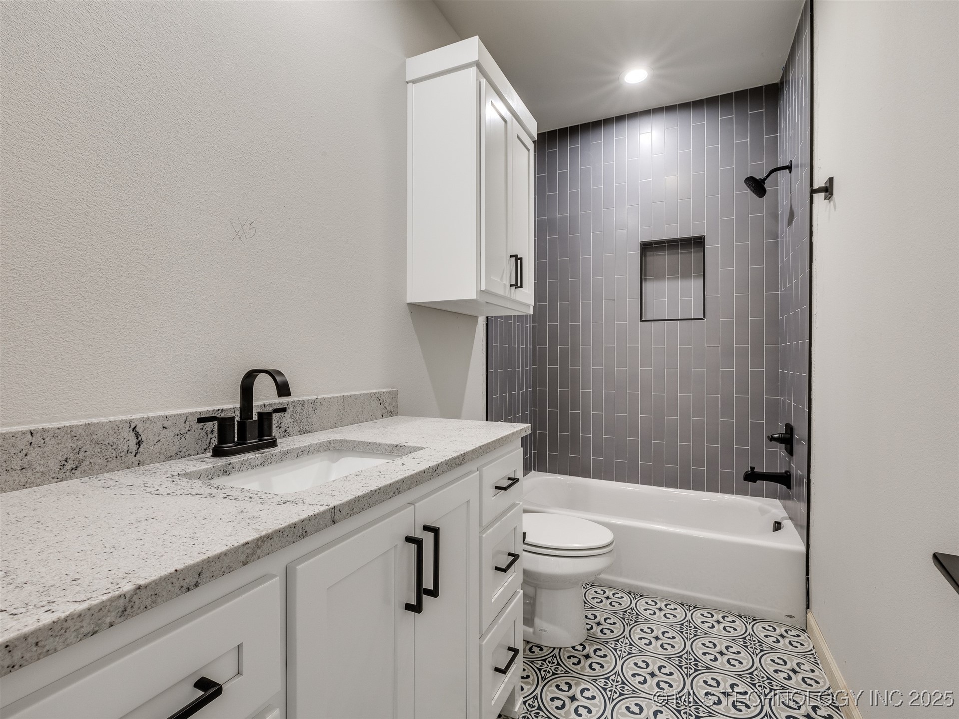 3211 E 169th Street S Property Photo 79