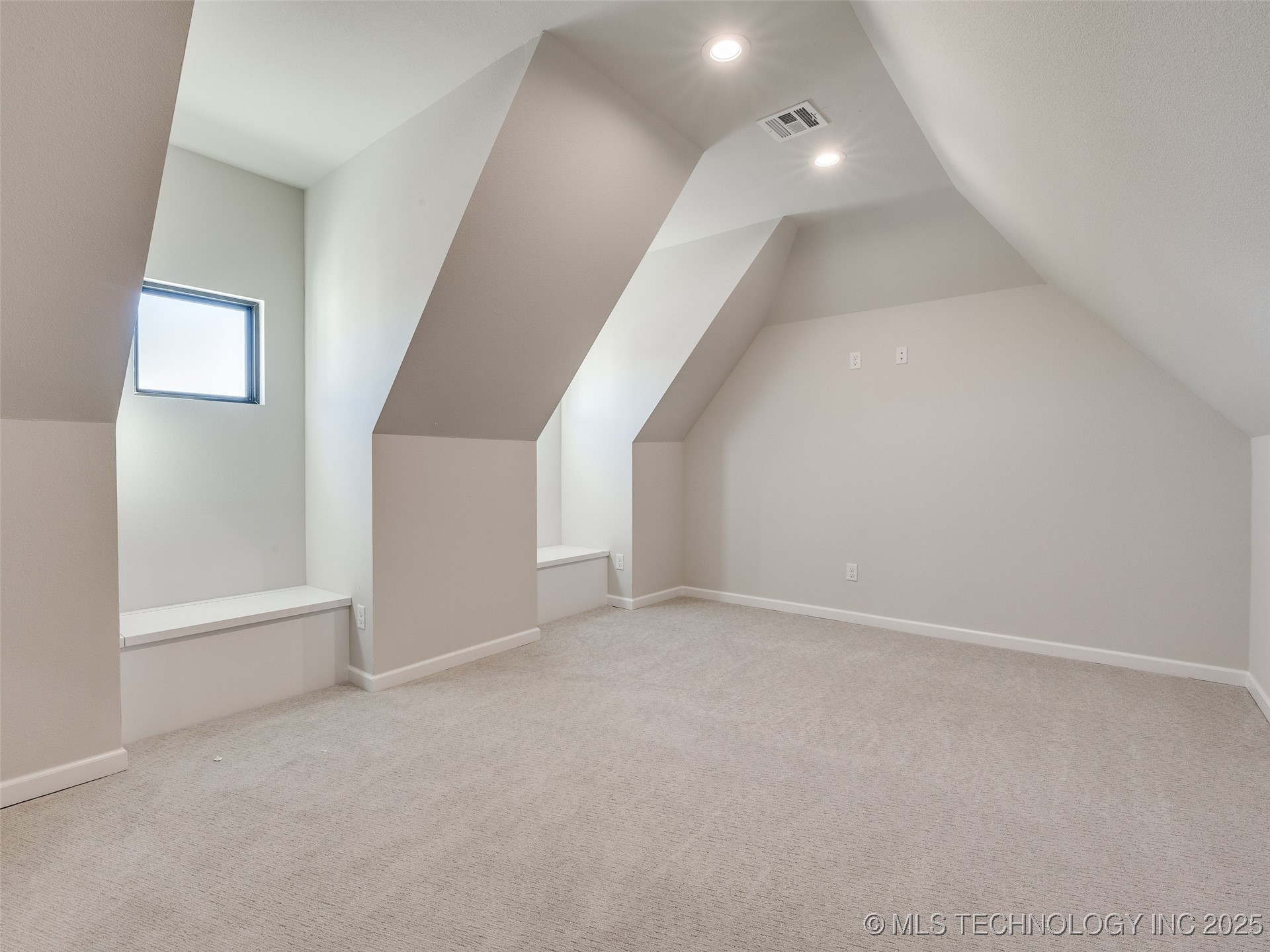 3211 E 169th Street S Property Photo 83