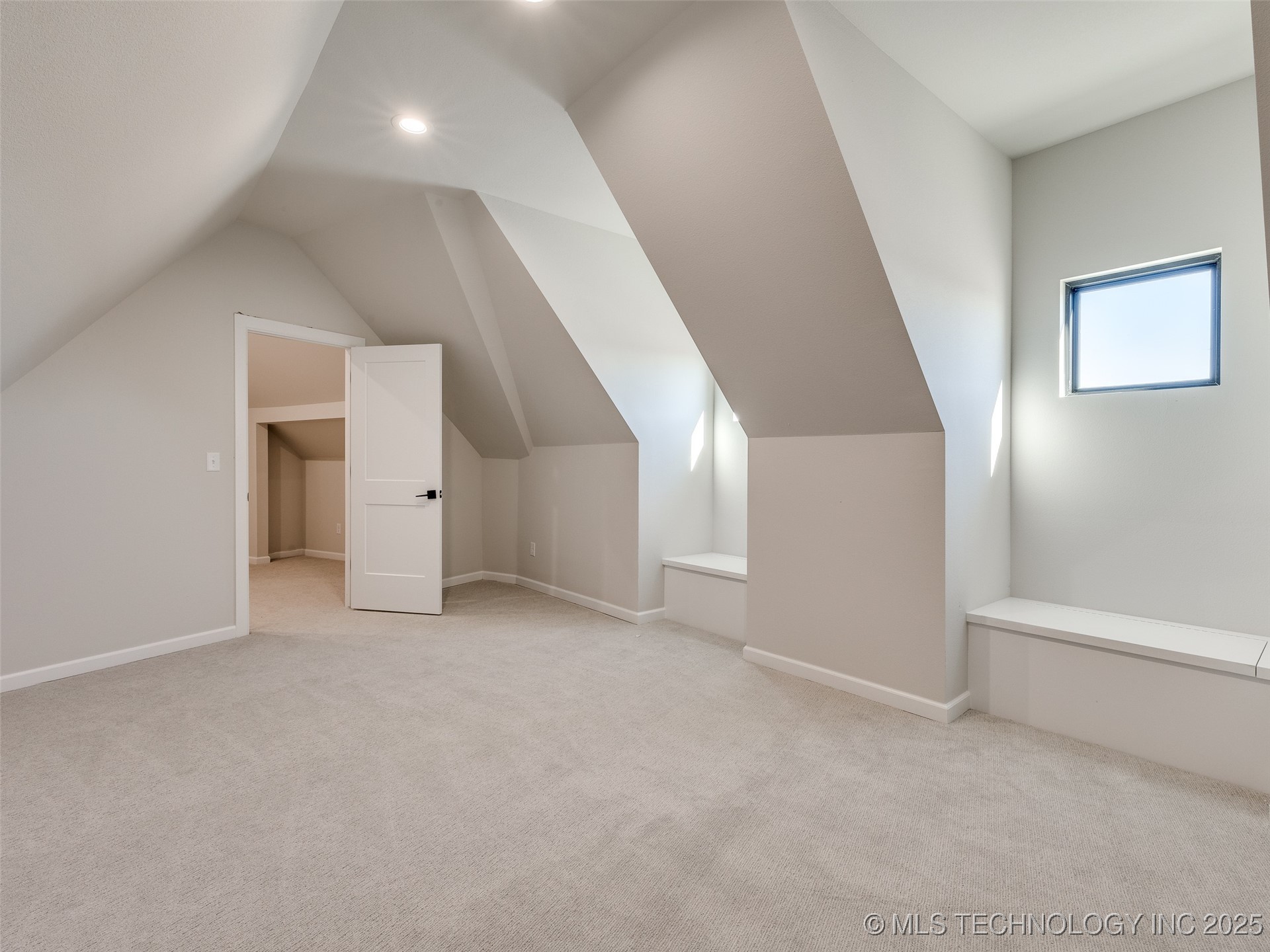 3211 E 169th Street S Property Photo 84