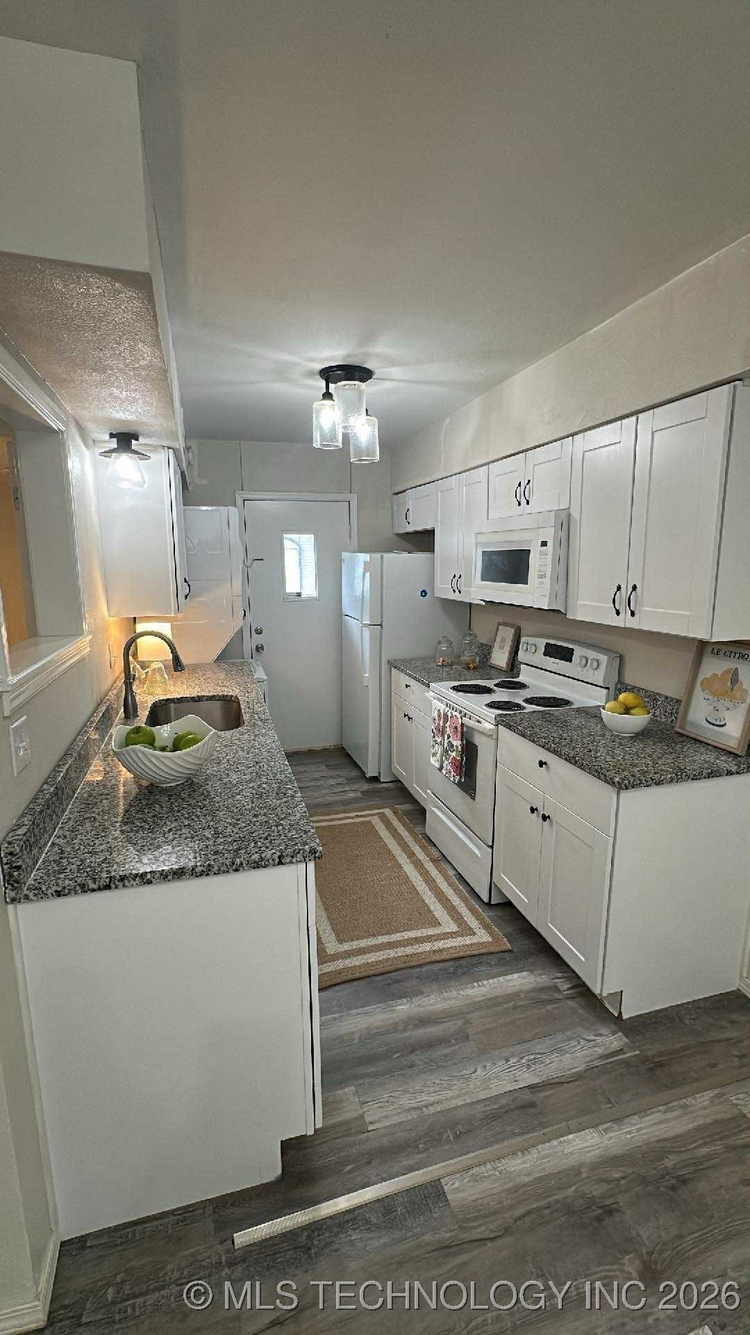 4812 E 68th Street 107 Property Photo 7