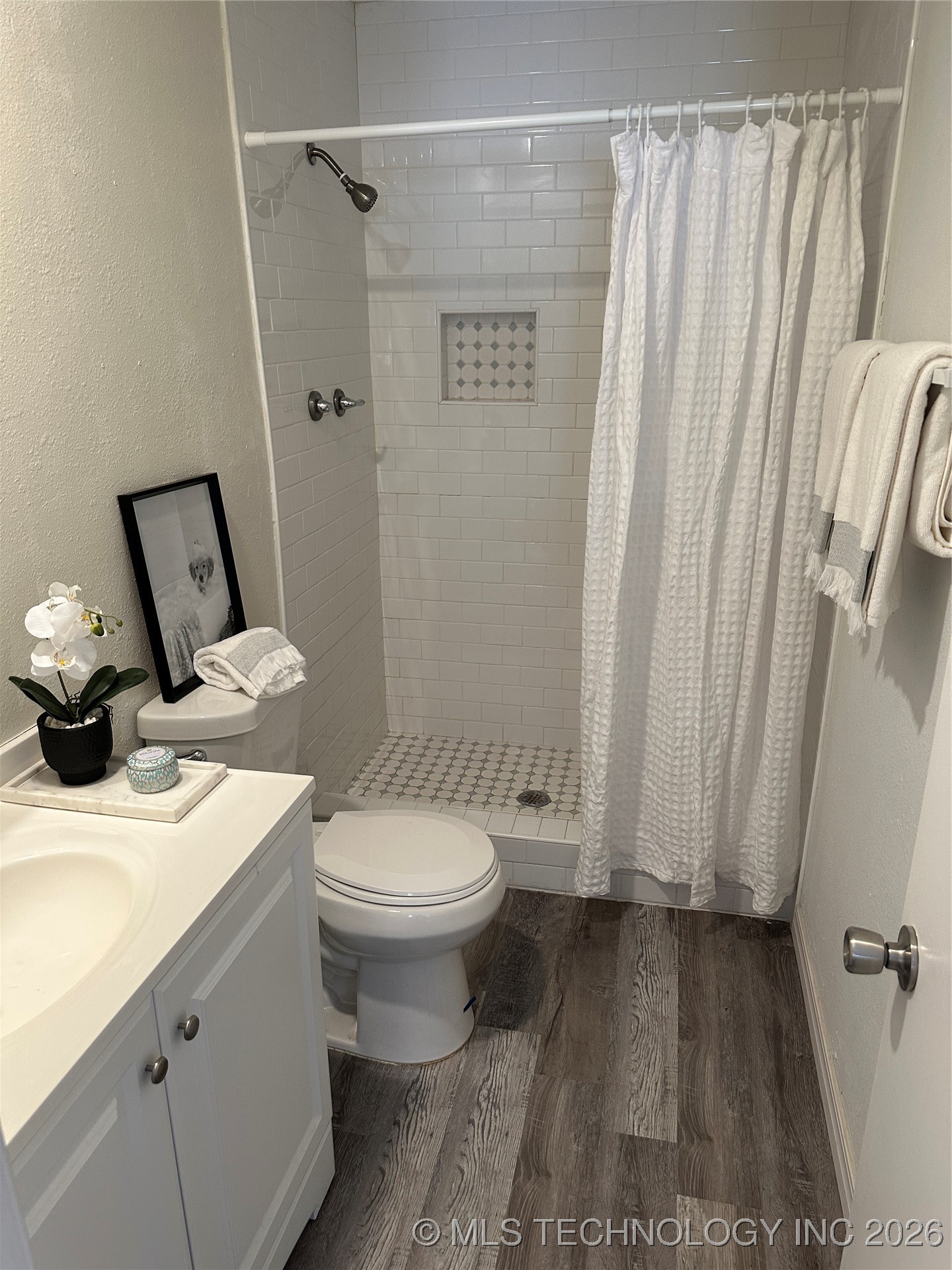 4812 E 68th Street 107 Property Photo 9