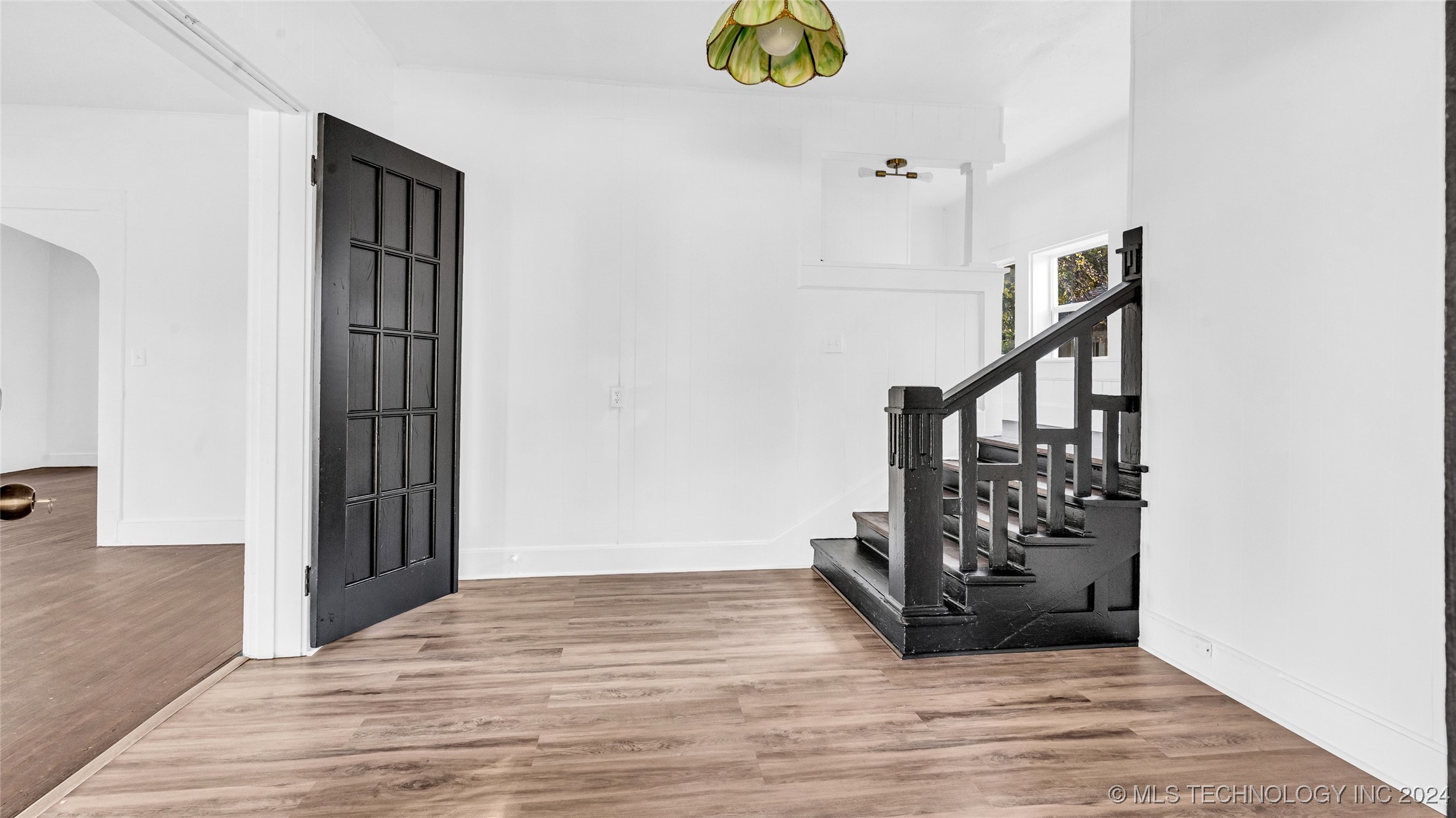 1206 Bixby Street Property Photo 4