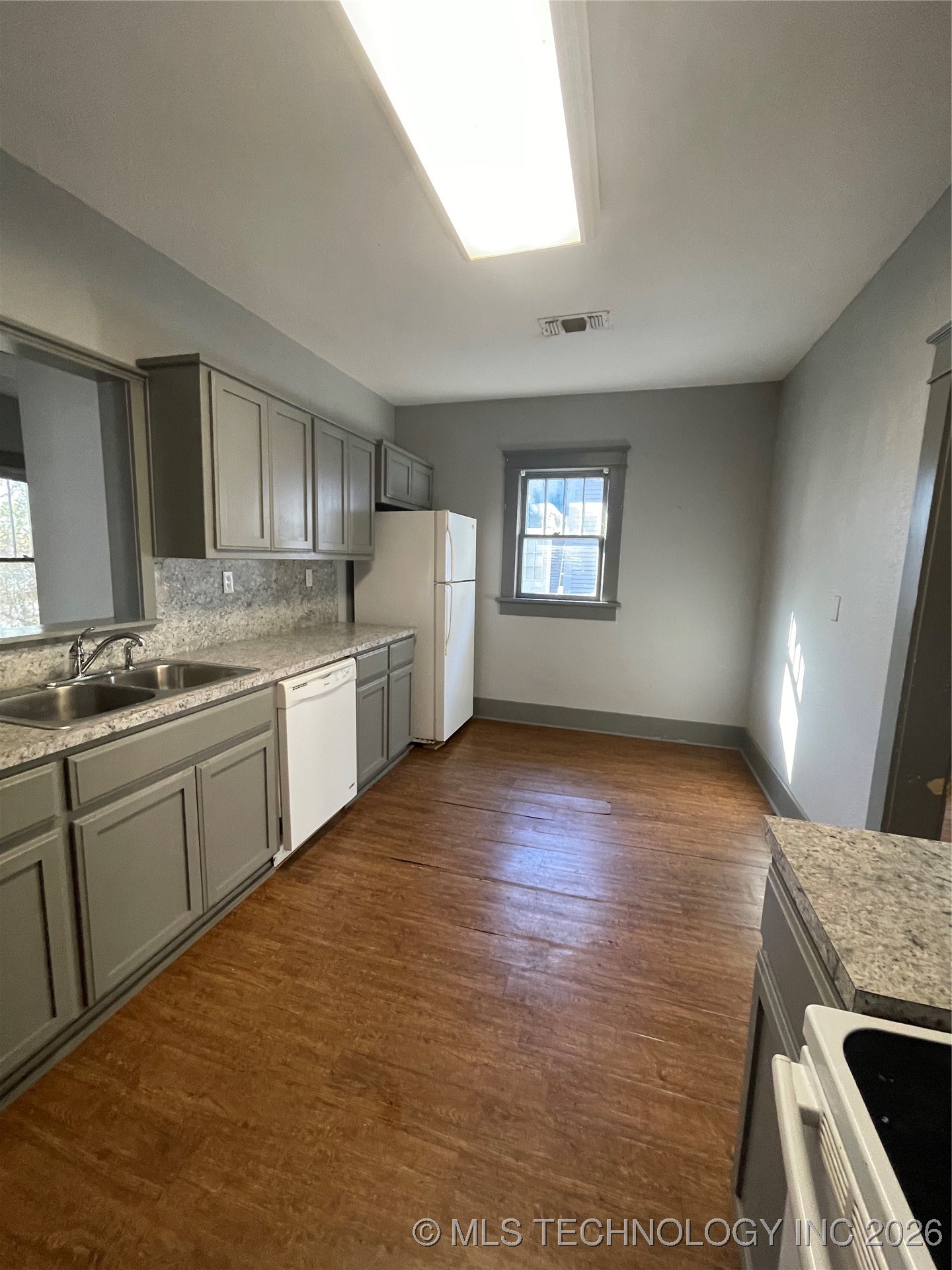 1206 Bixby Street Property Photo 15