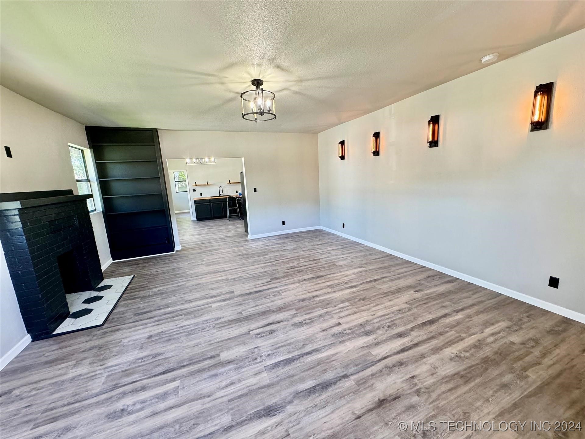 1206 Bixby Street Property Photo 35