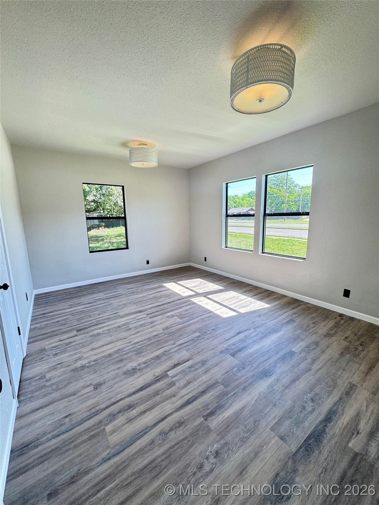 1206 Bixby Street Property Photo 38