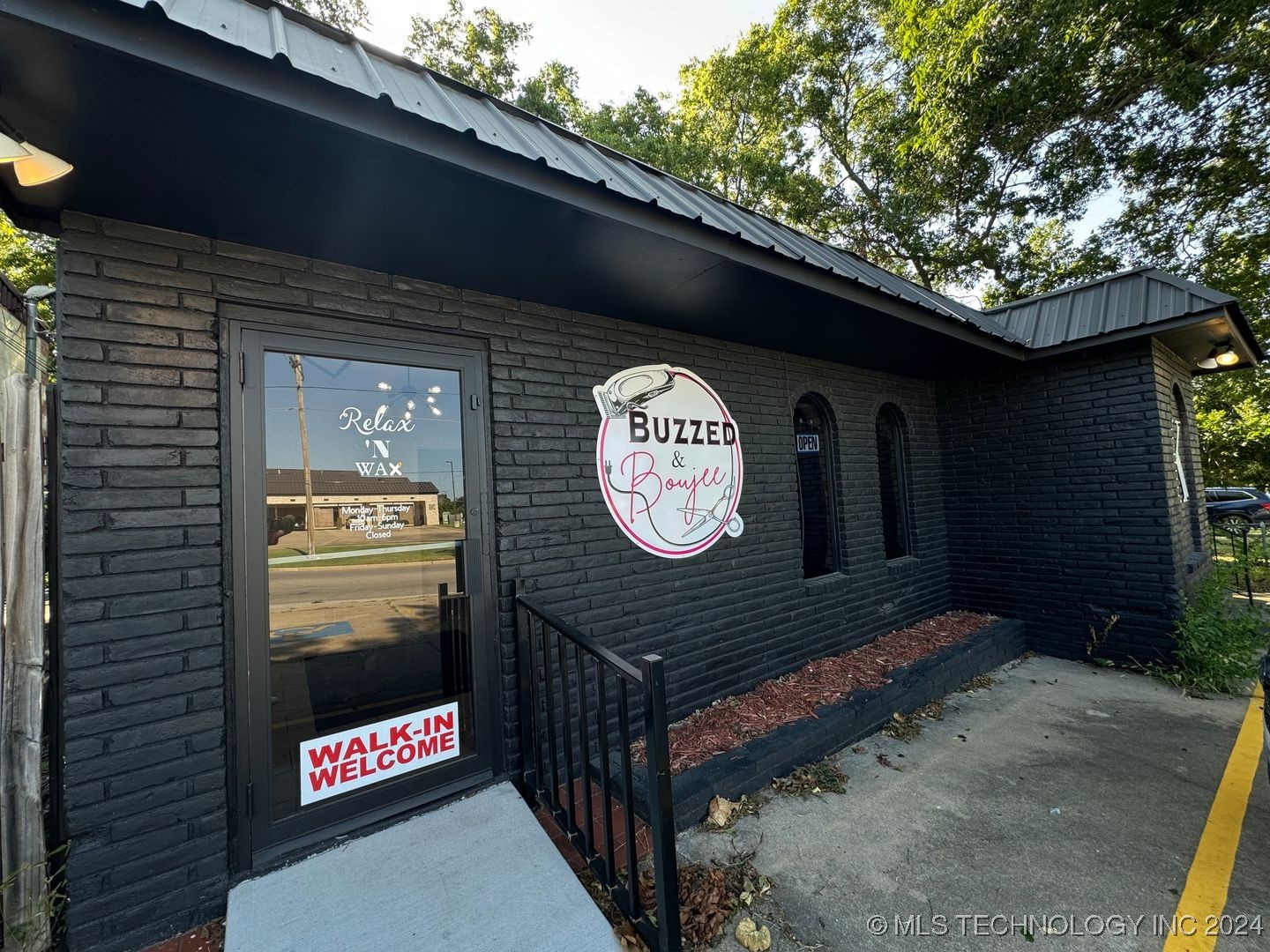 1110 NW K Street Property Photo 1