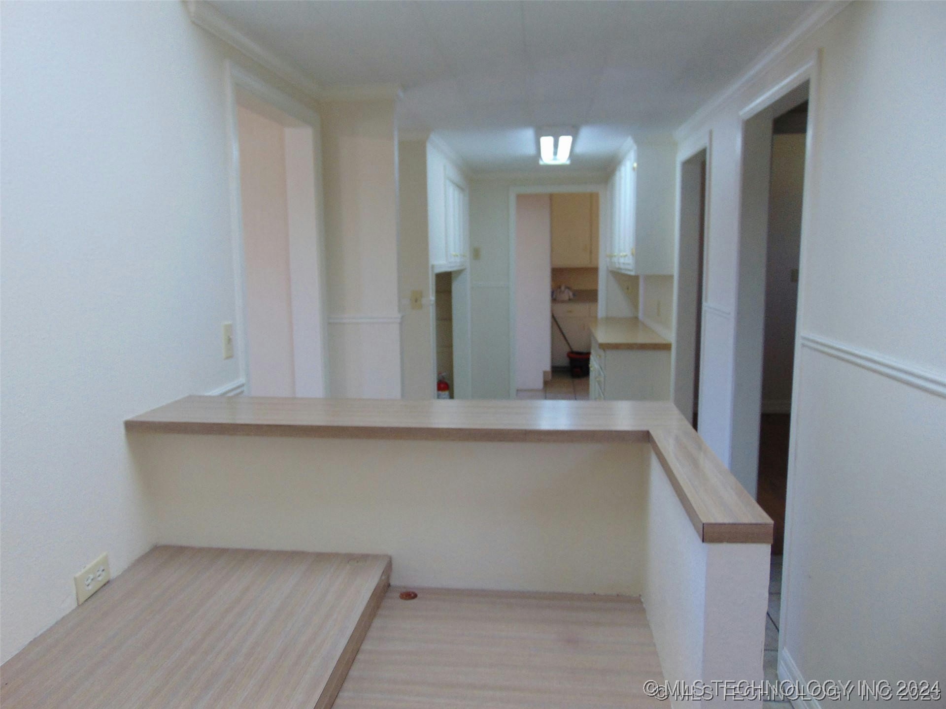 1110 Nw K Street Property Photo 9