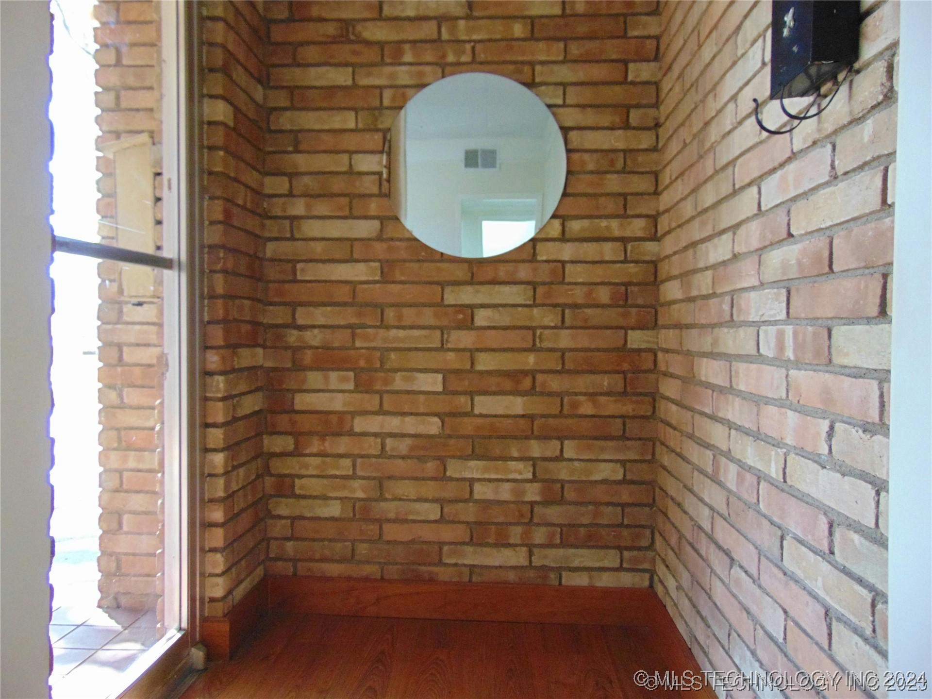 1110 Nw K Street Property Photo 16