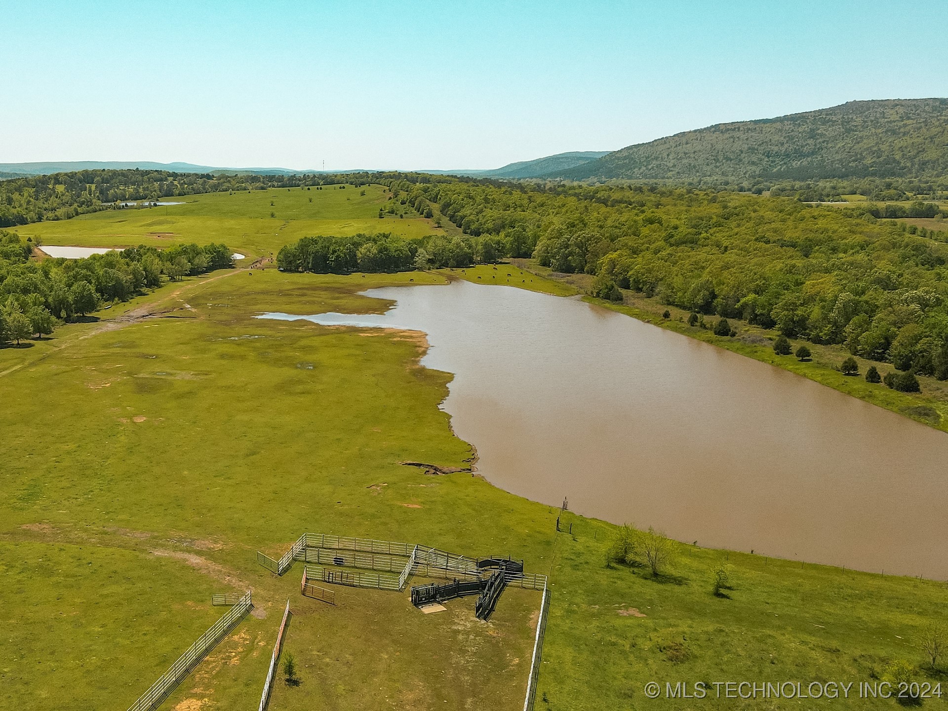 12246 Ne 120th Road Property Photo 43