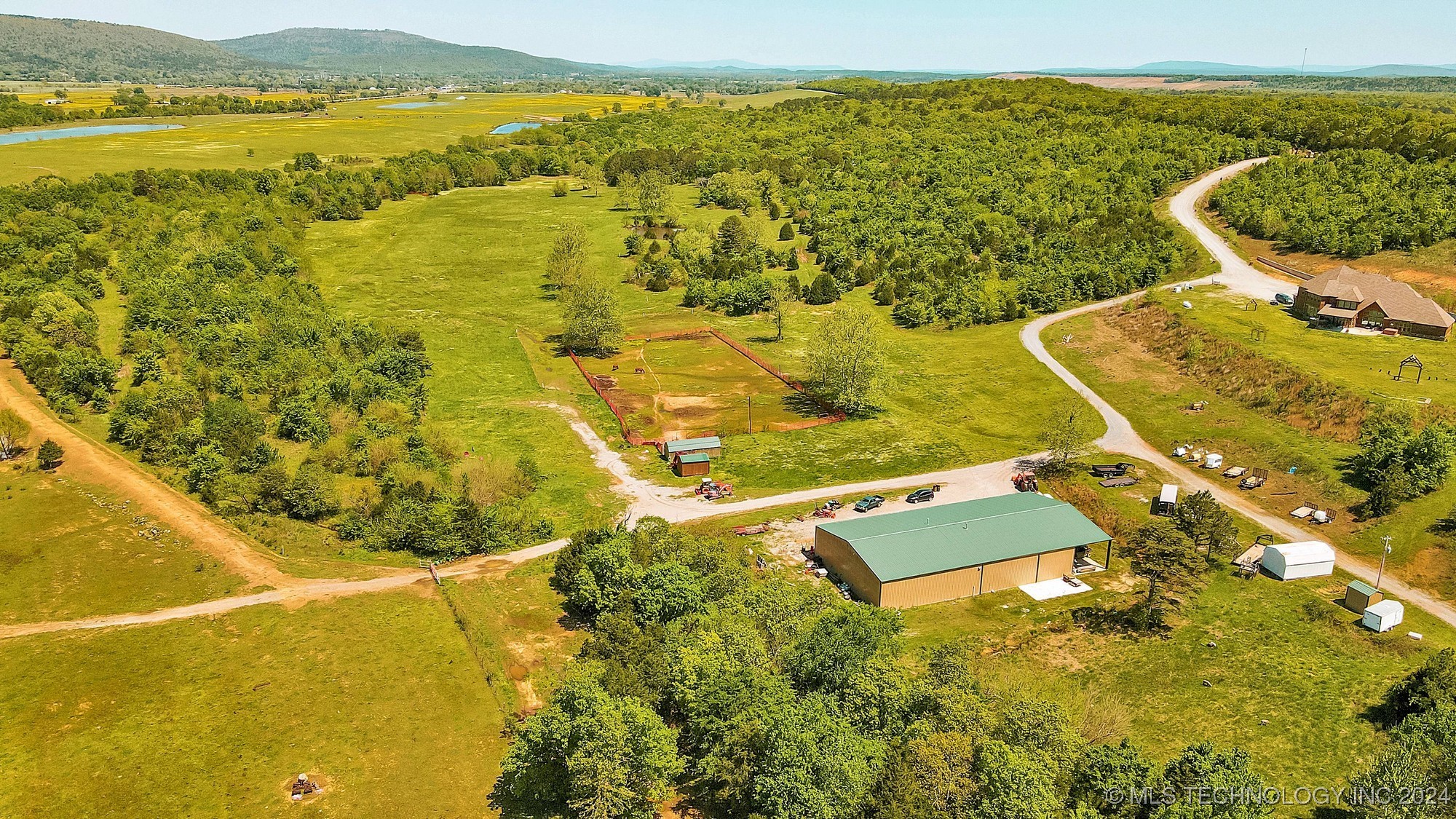 Ne 120th Road Property Photo 2