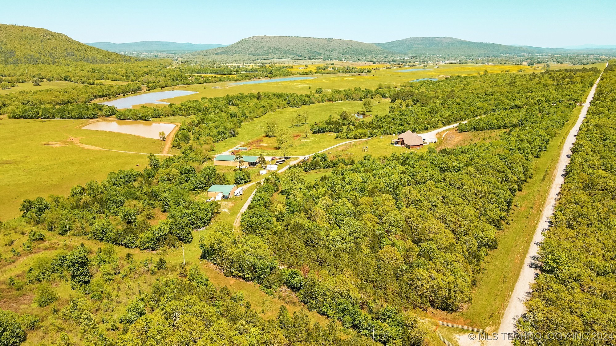 Ne 120th Road Property Photo 16