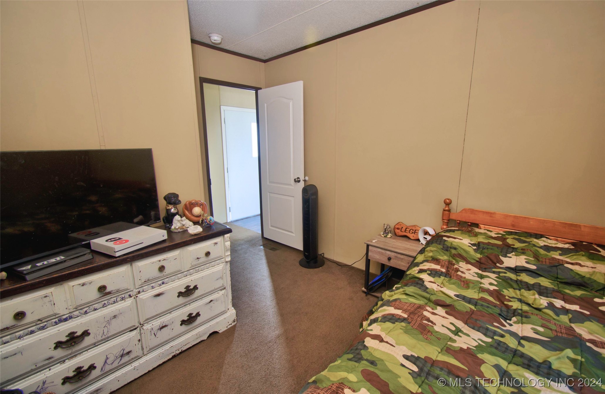 520 Oak Street Property Photo 16