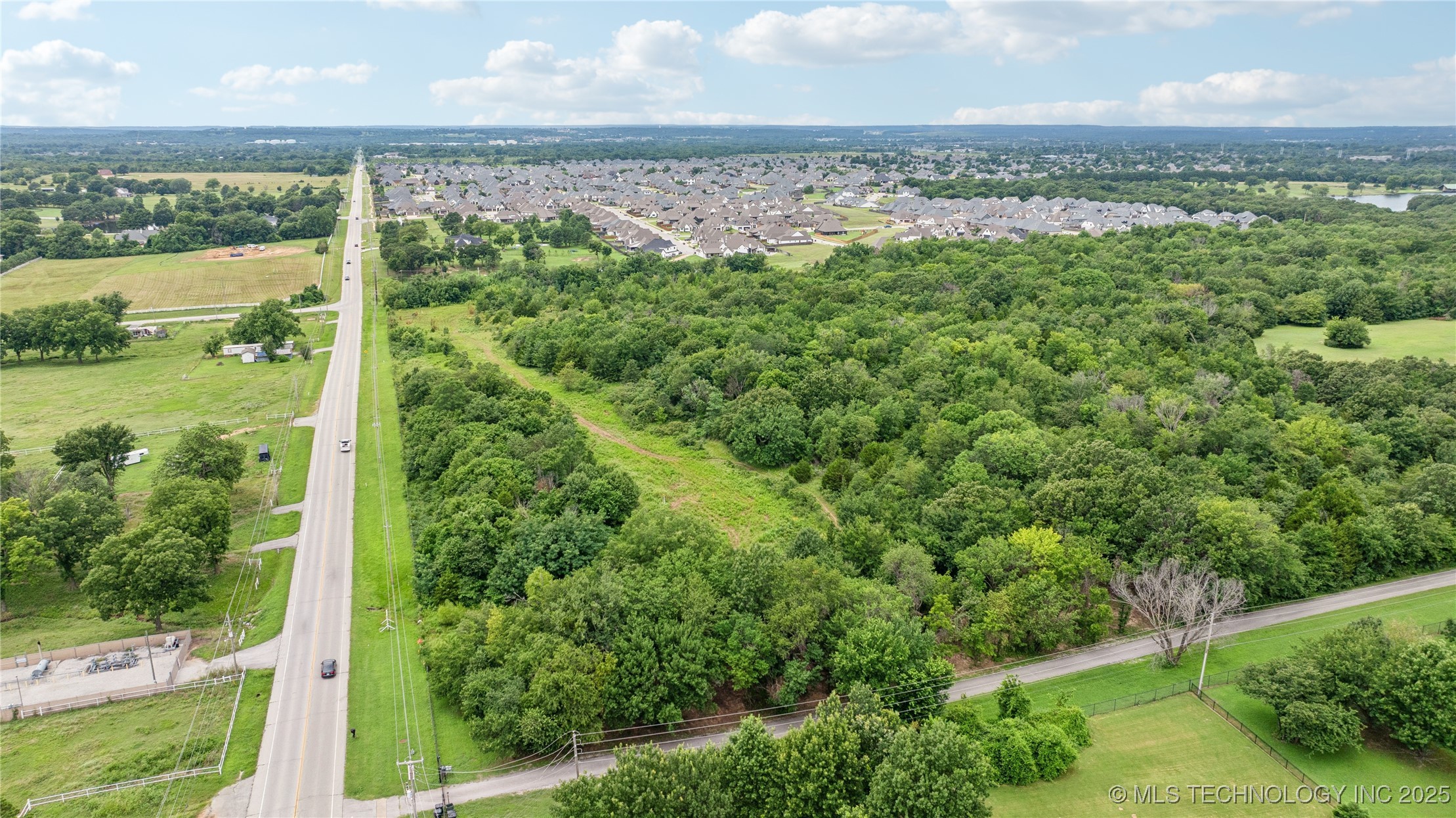 E 131st Street Property Photo 11